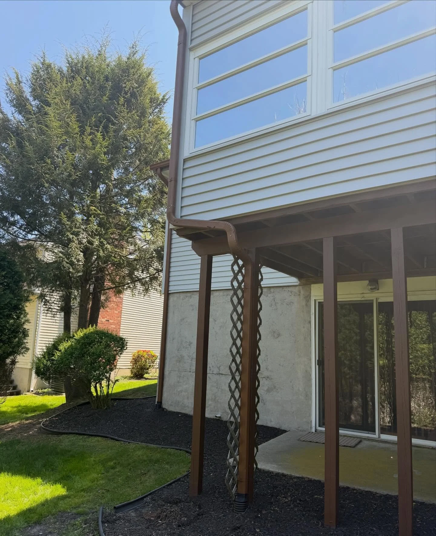 Storm damage fix ✔️

Customer&rsquo;s downspout got blown off during the storm, so I came out and got it reattached, secured properly, and flowing the way it should. Small fix, but huge difference in preventing water damage around the foundation.

If