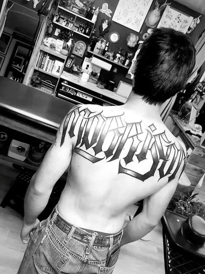 More Big Ol&rsquo; Letters Please ✍🏼

#prescotttattoo #prescottaz #northernarizona #freehand #prescottvalleytattooartist #prescotttattooshop