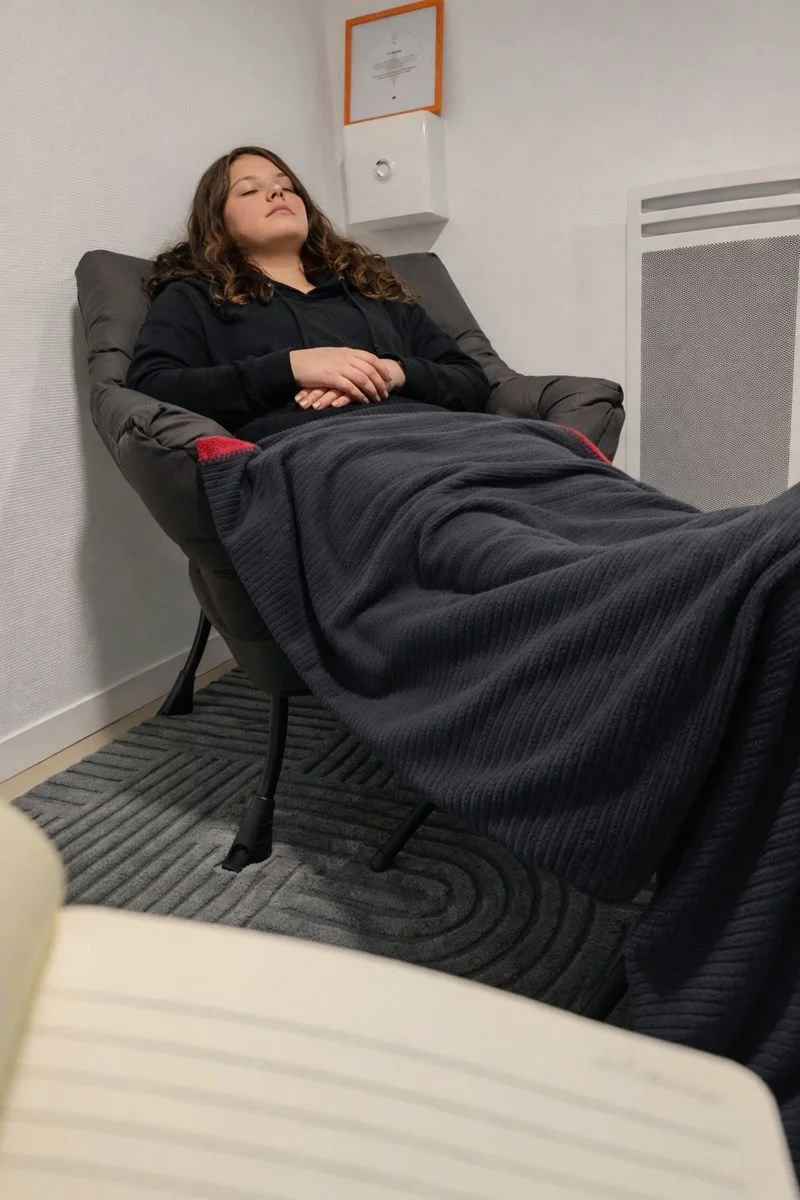 essencia-hypnose-hypnothérapie- vendée Sainte hermine.png