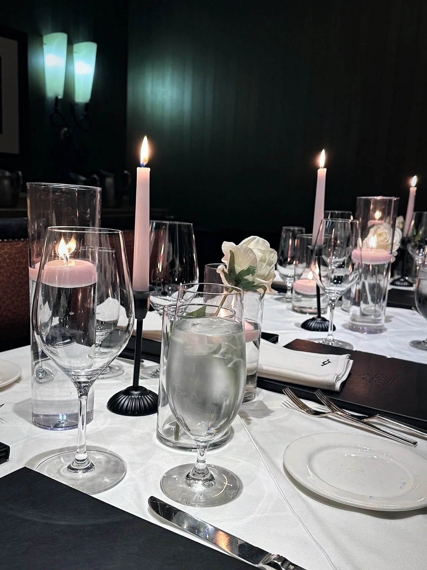 And we&rsquo;re on to celebrate the amazing Rutendo💕🎂

A special thank you as well to our clients for trusting us with the process🙏🏽 

Peep this gorgeous decor!!😍 done at Hy&rsquo;s in Winnipeg with decor items from @eventswithuche 

More to com