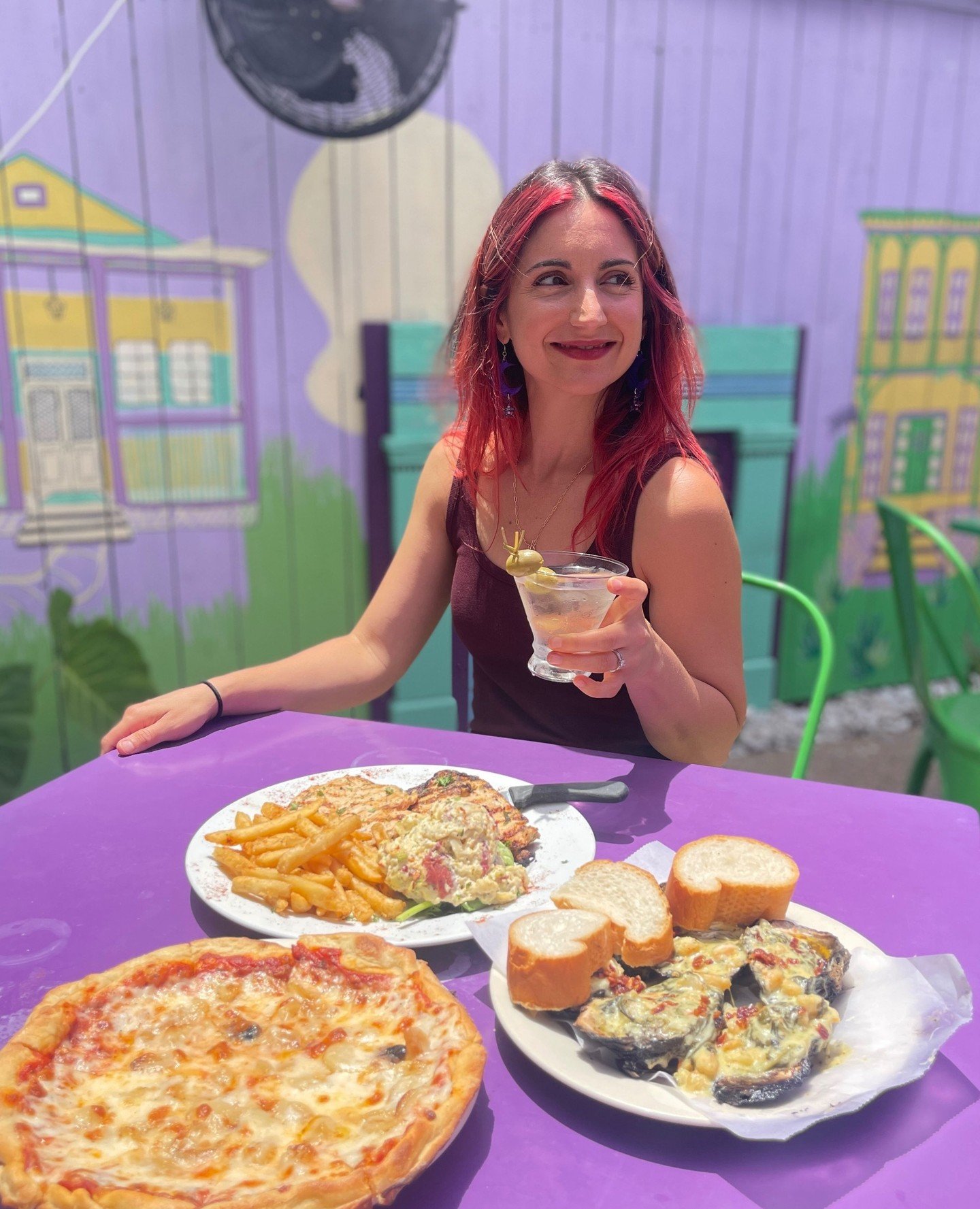 Don't forget we have $7 martinis every Friday! Have a drink on the patio and see where the afternoon goes 🥳 It's the freakin' weekend and you deserve it.⁠
⁠
#neworleansrestaurant #comfortfood #casualdining