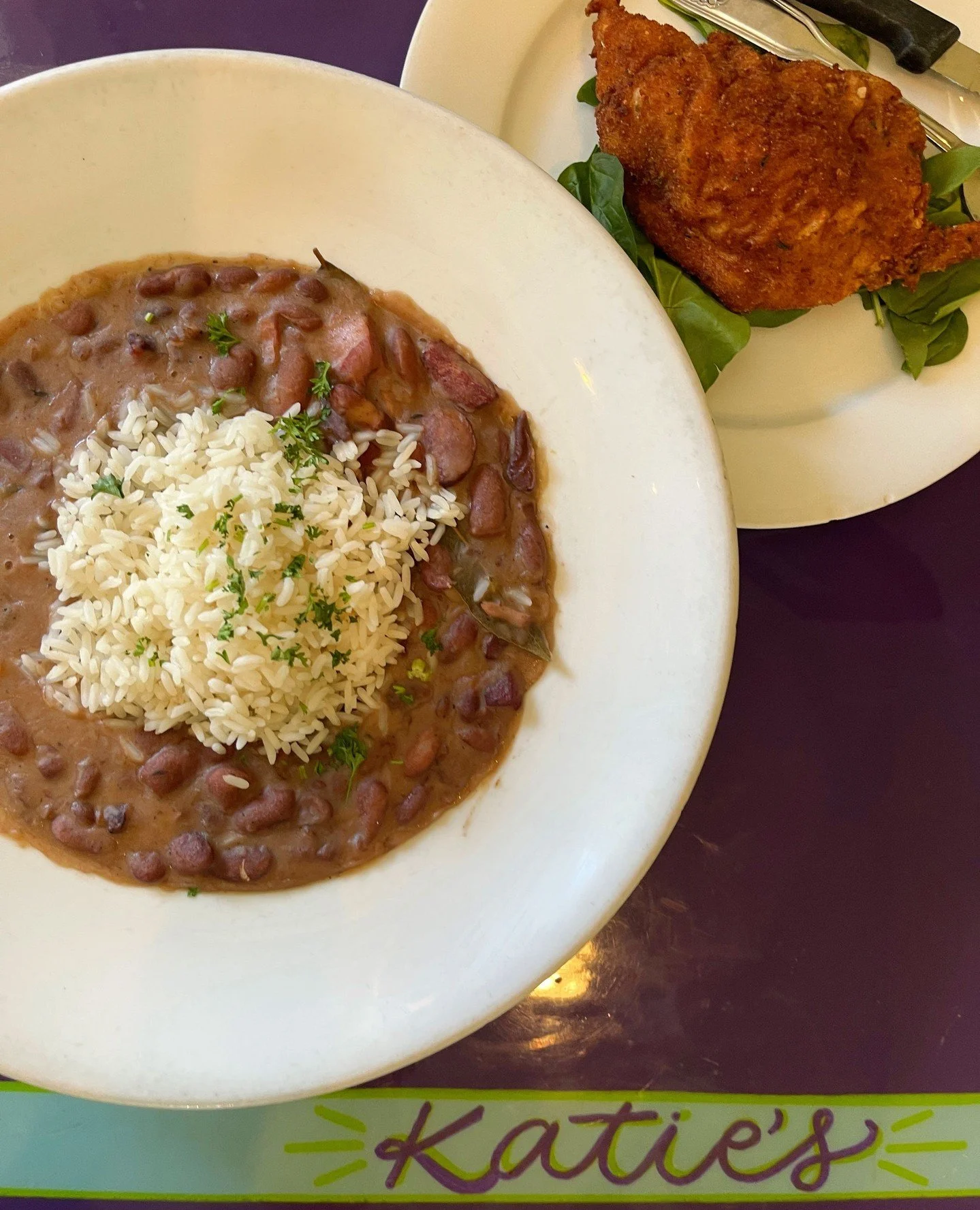 Monday means red beans are on, and stress about what's for dinner is off. Find your favorite NOLA tradition, made perfectly from scratch, here at Katie's 💜⁠
⁠
#neworleansrestaurant #comfortfood #casualdining