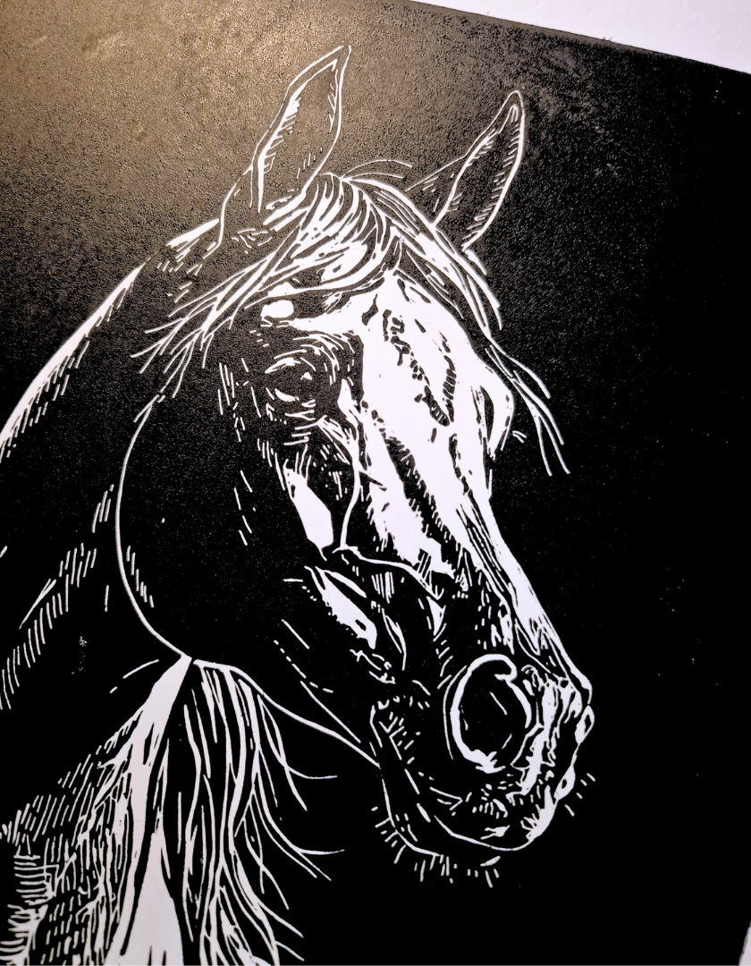 estampes_de_minuit_simoun_linogravure_cheval_noir_et_blanc_detail_tete.png