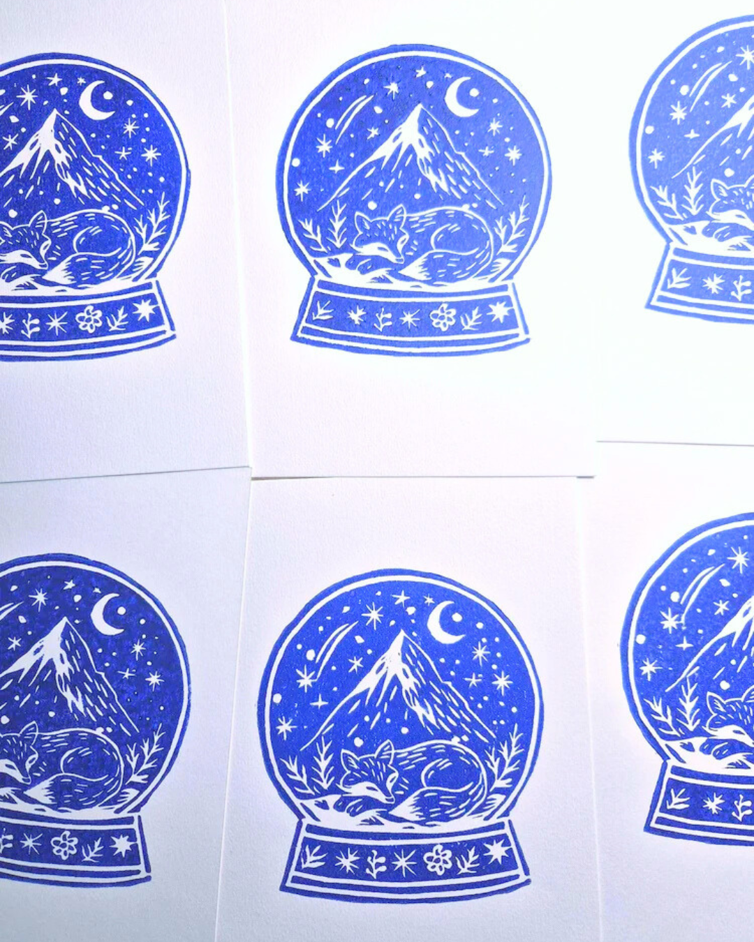 estampes de minuit renard bleu sleeping fox linogravure sechage.png