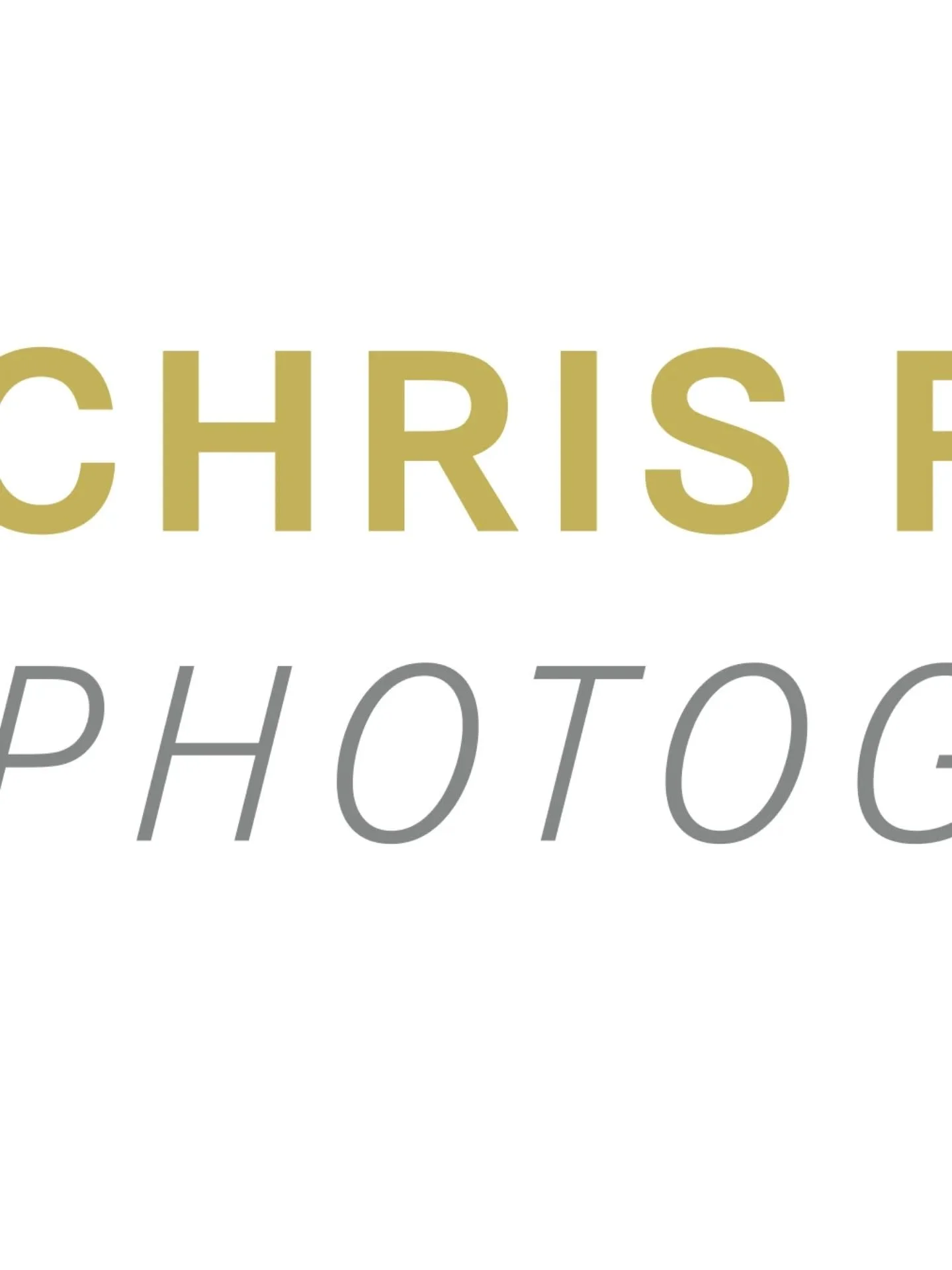 📸✨ DAS IST MEHR ALS NUR EIN LOGO &ndash; ES IST EIN VERSPRECHEN.
Ein Versprechen f&uuml;r Zuverl&auml;ssigkeit, echte Qualit&auml;t und eine Zusammenarbeit auf Augenh&ouml;he.

🌟 Ob Werbekampagne, Firmenevent oder Hochzeitsfest &ndash; ich begleite