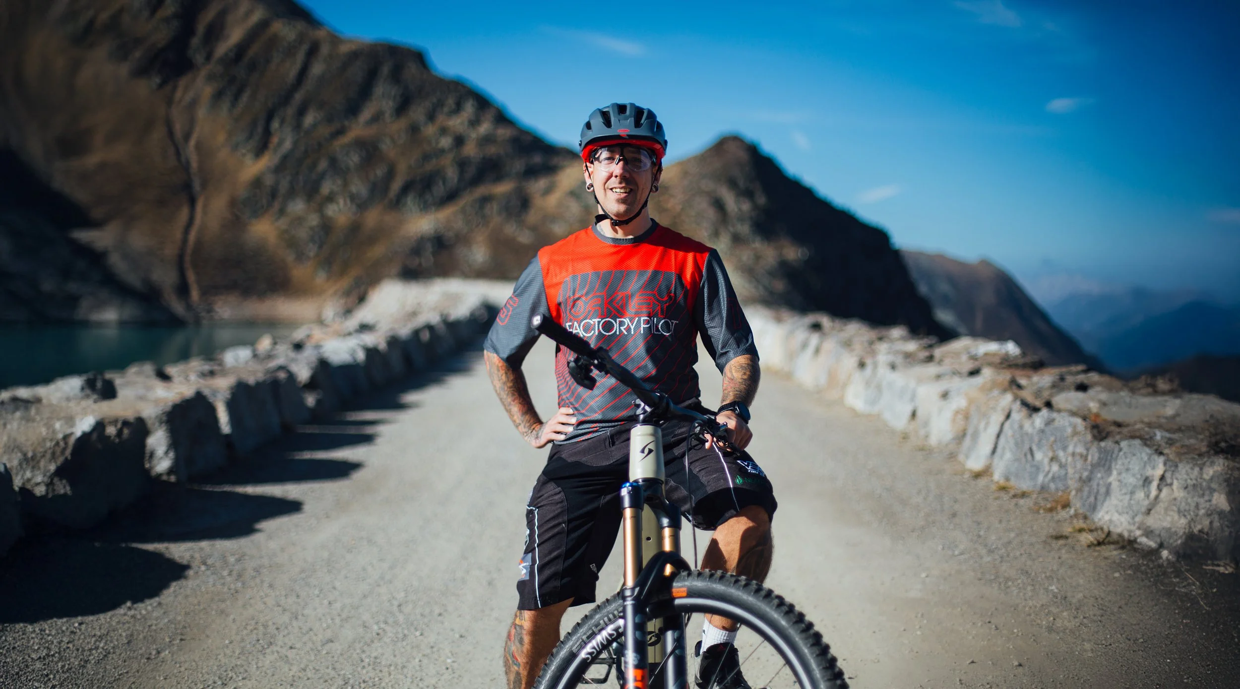 Authentische Business- und Markenfotografie für Arbeitsalltag, Teamkultur und visuelles Employer Branding.