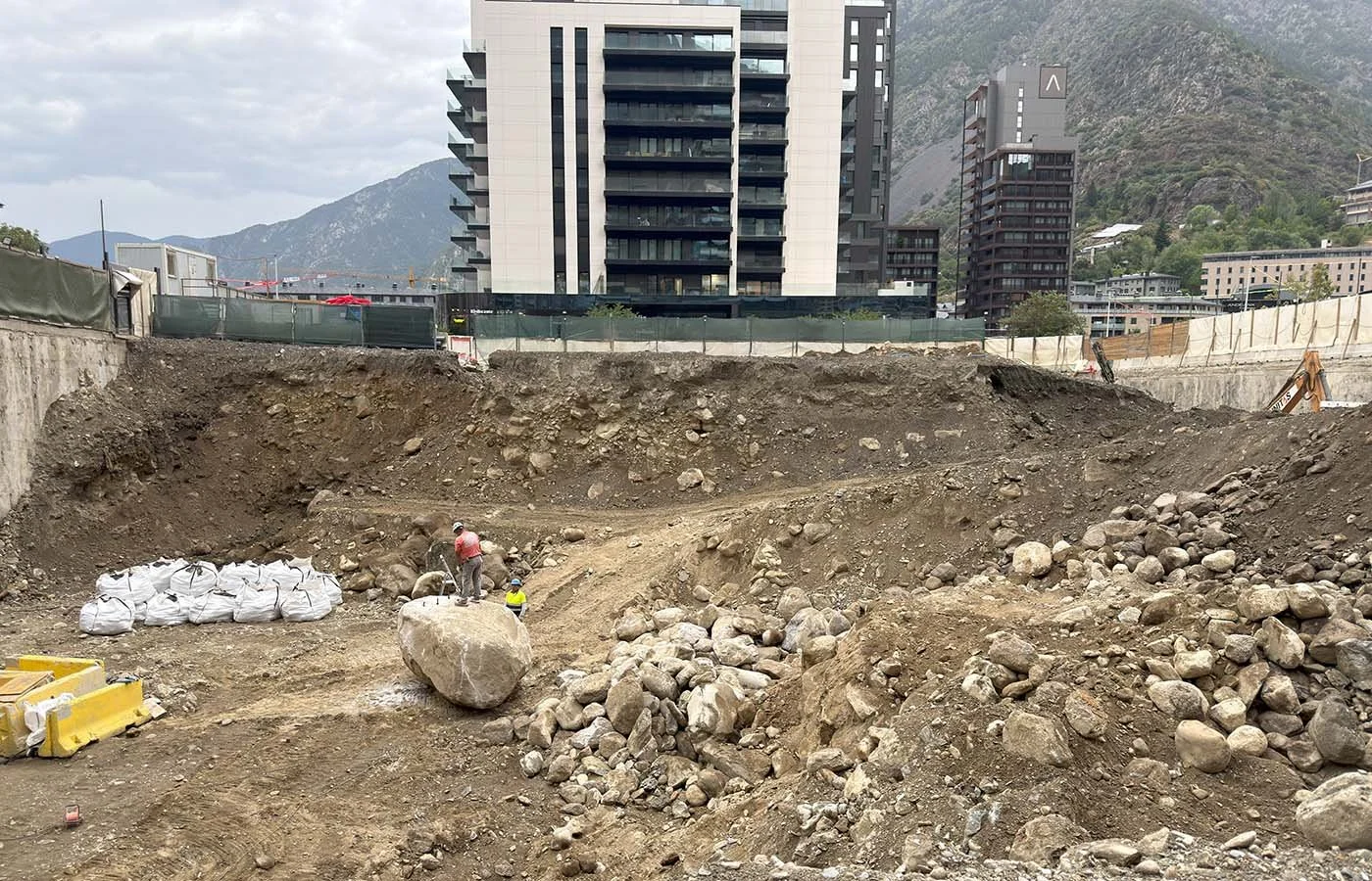 excavacio-torre-illa-vi-copsa-constructora-andorra-12.jpg