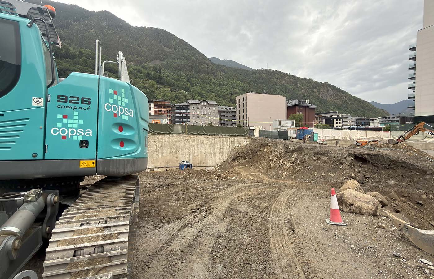 excavacio-torre-illa-vi-copsa-constructora-andorra-13.jpg