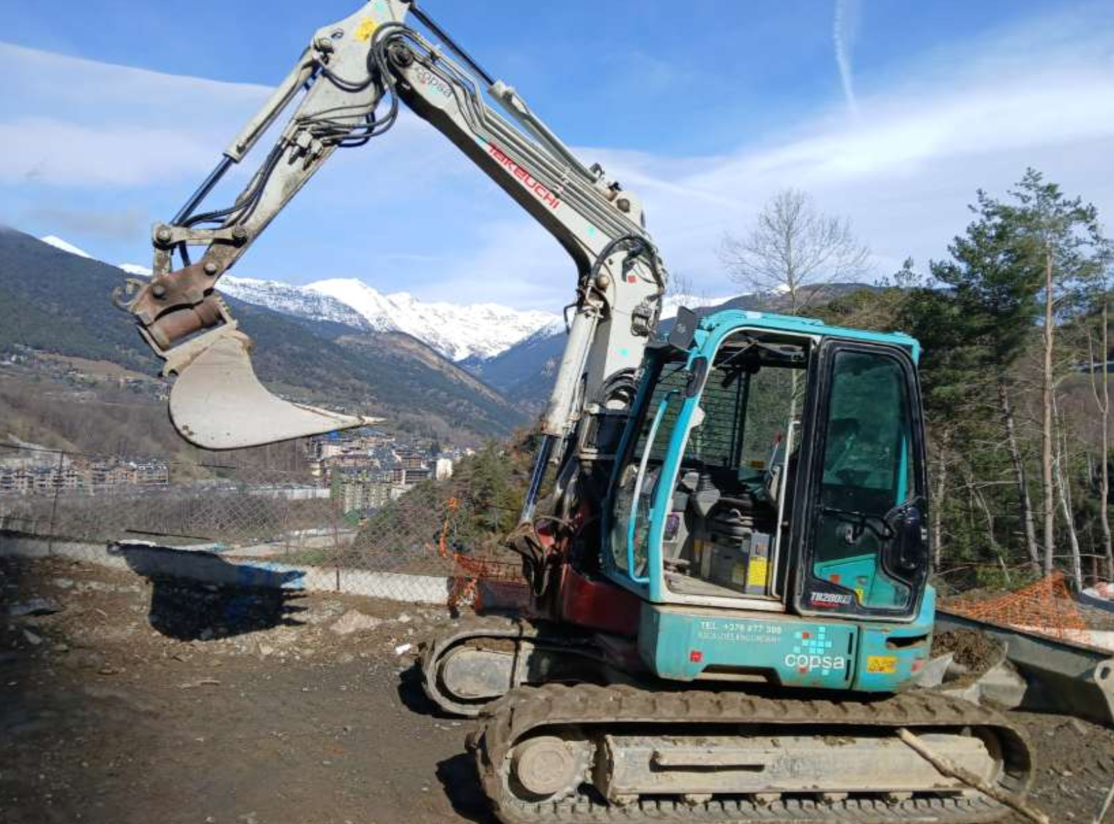 TAKEUCHI TB280FR