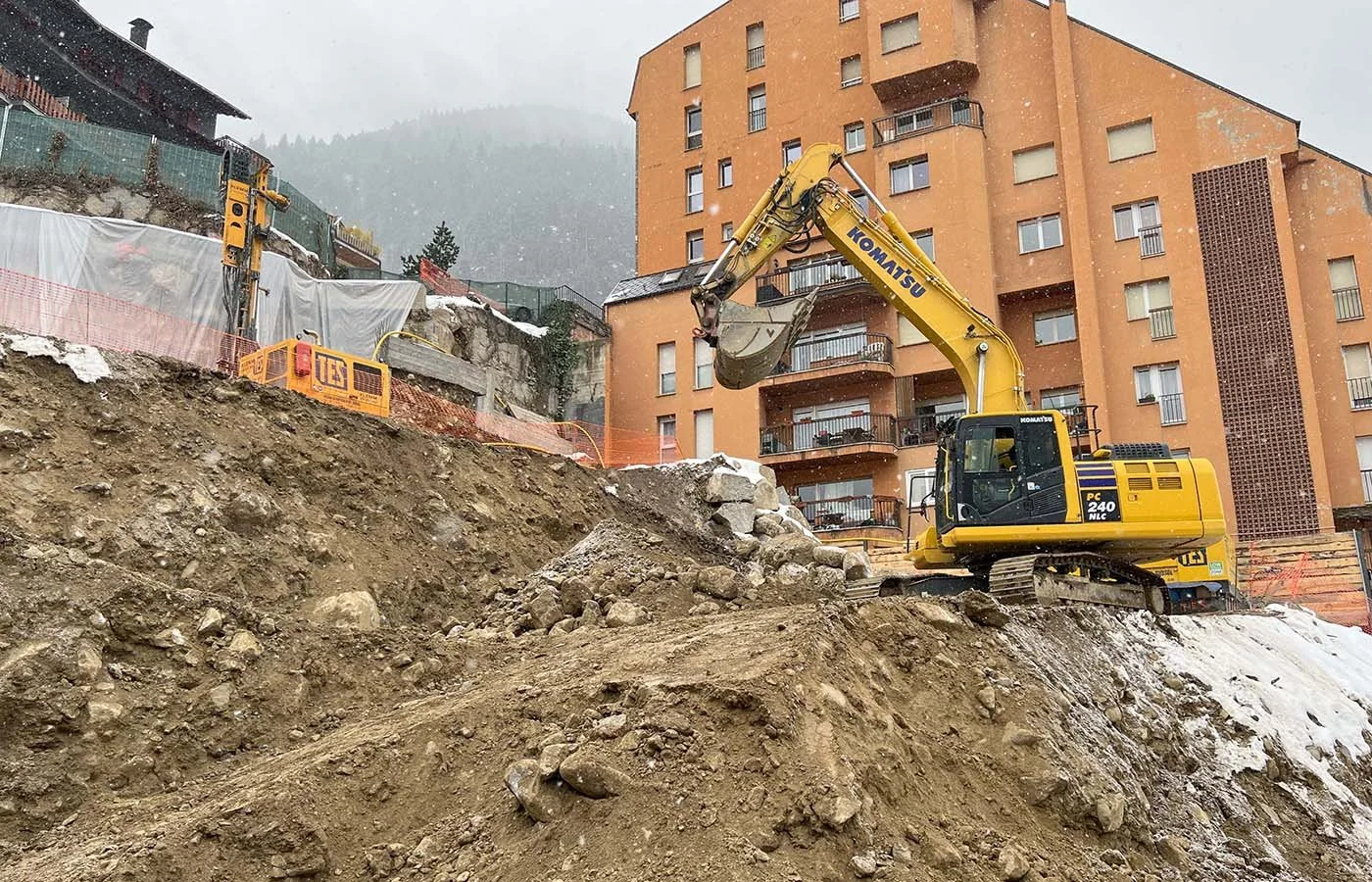 excavacio-edifici-mirador-encamp-copsa-constructora-andorra_03.jpg