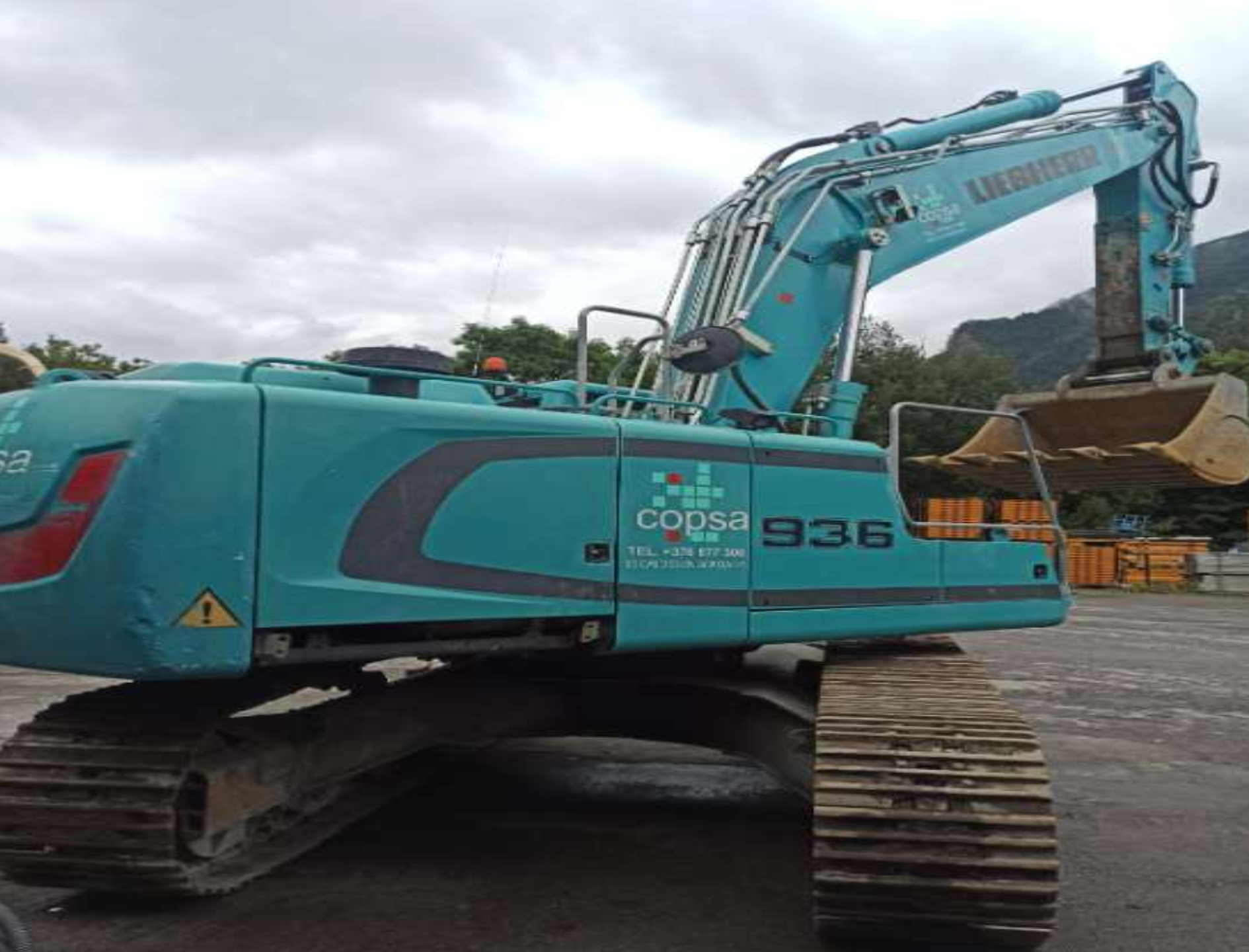 LIEBHERR R 936 NLC