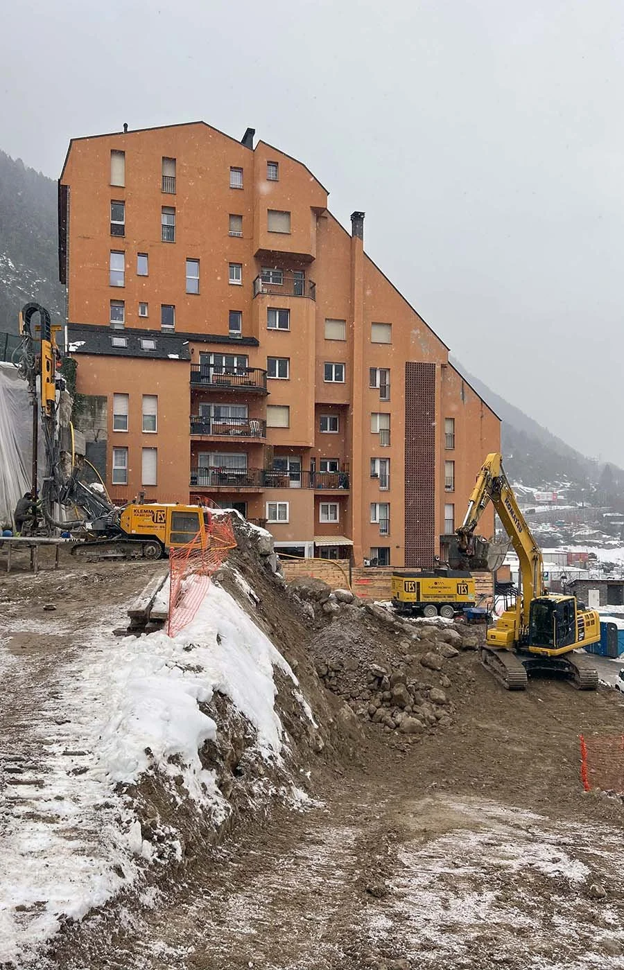 excavacio-edifici-mirador-encamp-copsa-constructora-andorra_02.jpg