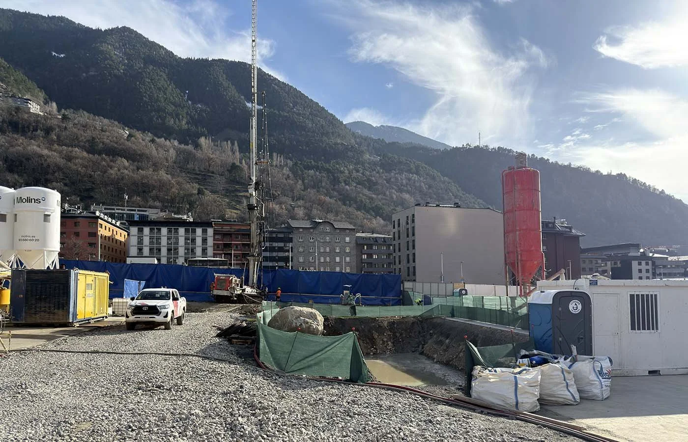 excavacio-torre-illa-iv-copsa-constructora-andorra-05.jpg
