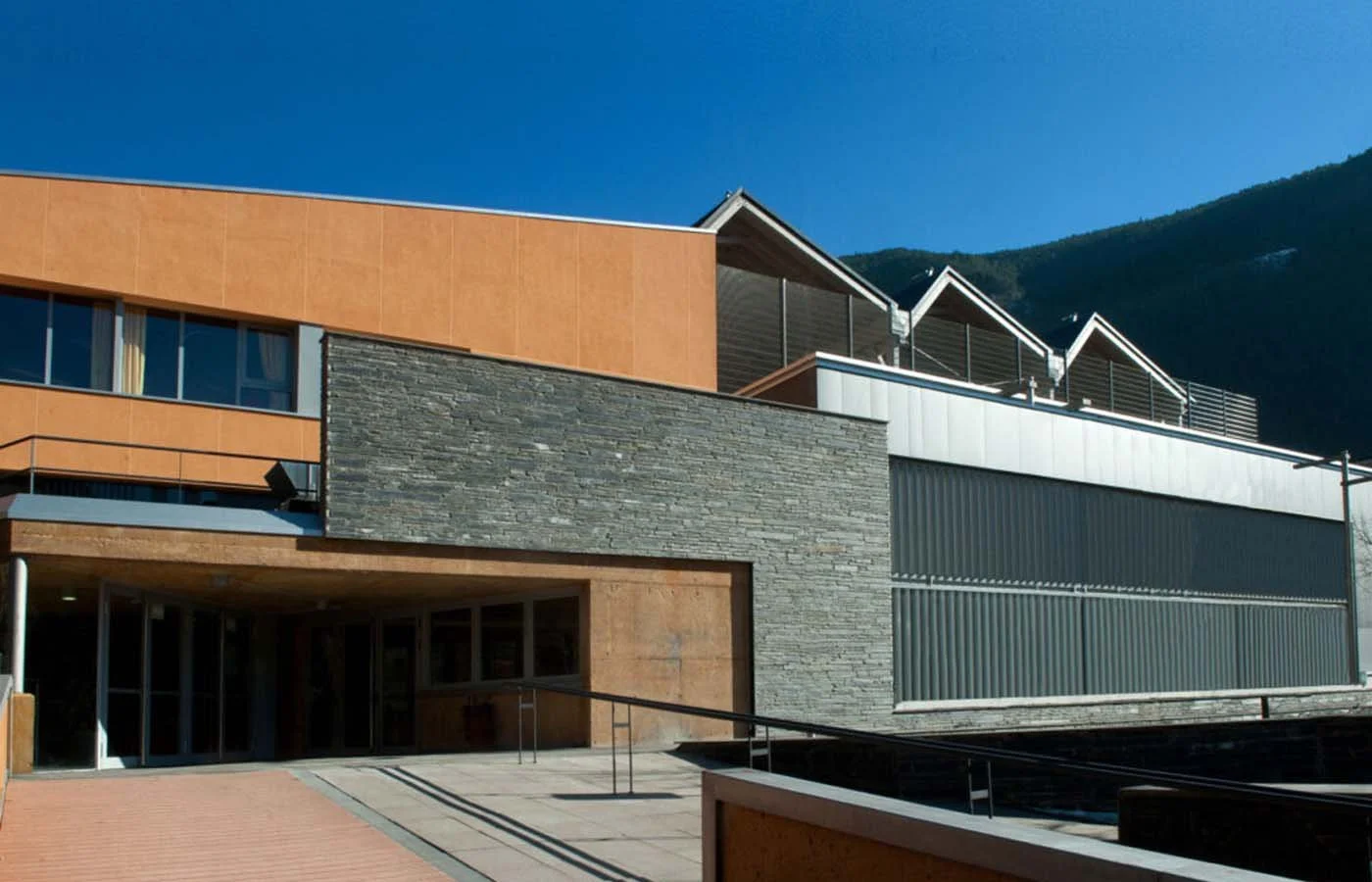 escola-germans-riba-ordino-copsa-andorra-1.jpg
