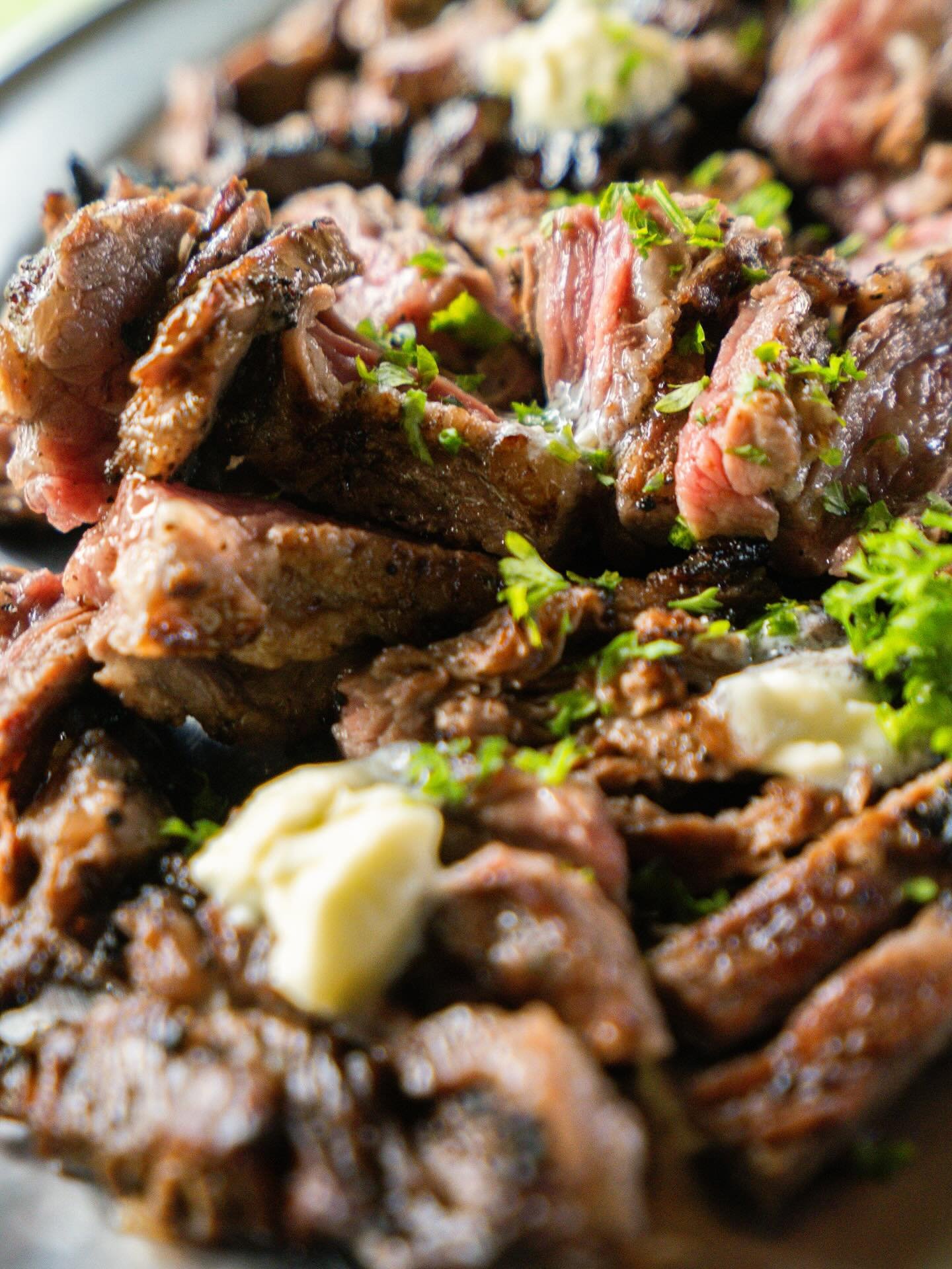 The cut that steals the show, our signature entra&ntilde;a (inside skirt steak) meets blue cheese butter. 🧈 

#ArgentinianBBQGourmet #entra&ntilde;a #StarOfTheTable #ArgentinianFlavors #BBQLovers #MeatLovers #FoodieSG