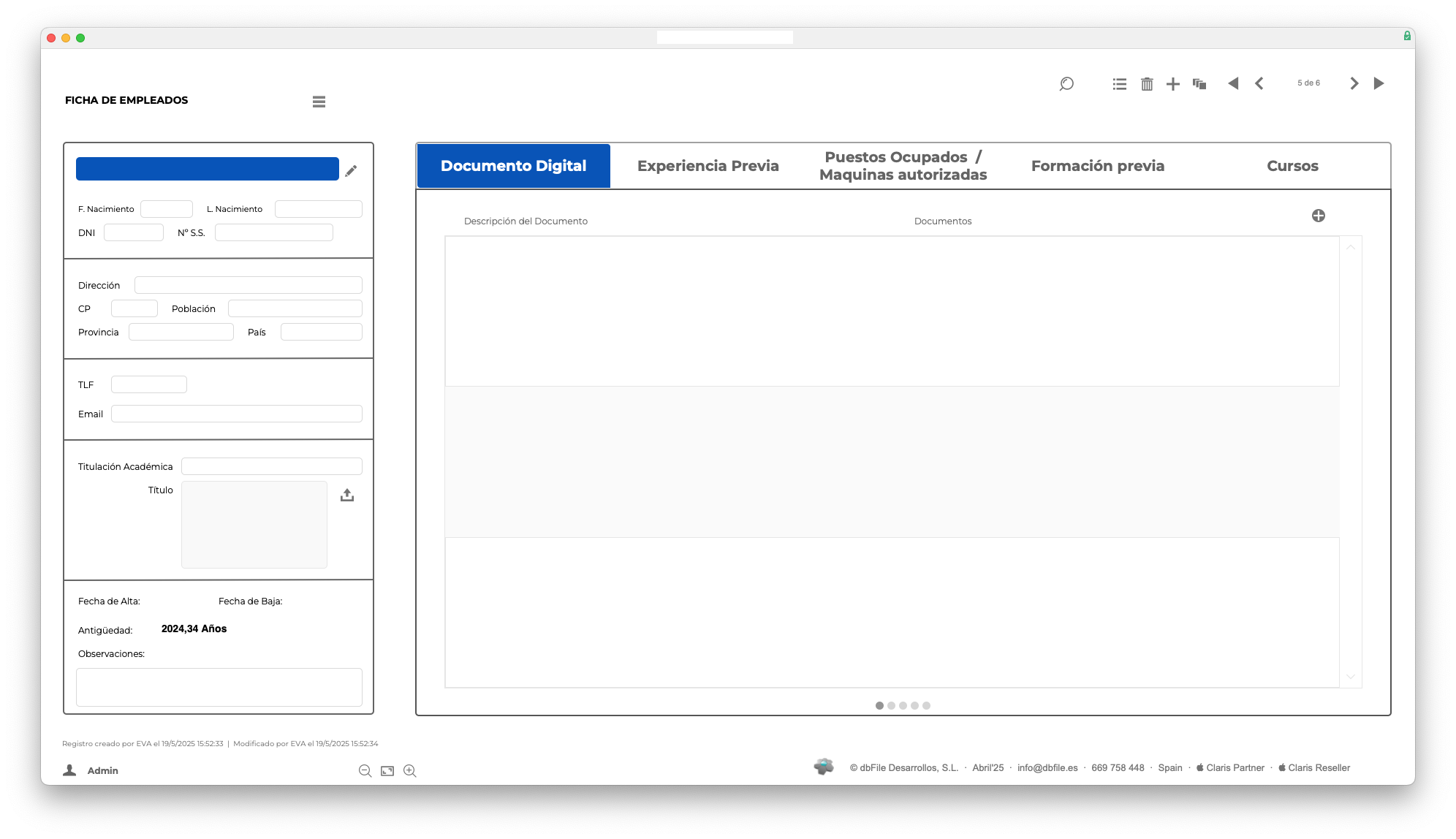 Pantalla de una ficha de empleados digital, con campos para datos personales, experiencia, puestos ocupados, formación y cursos, y una sección para observar la antigüedad de 2024.34 años, con menús y opciones de edición.