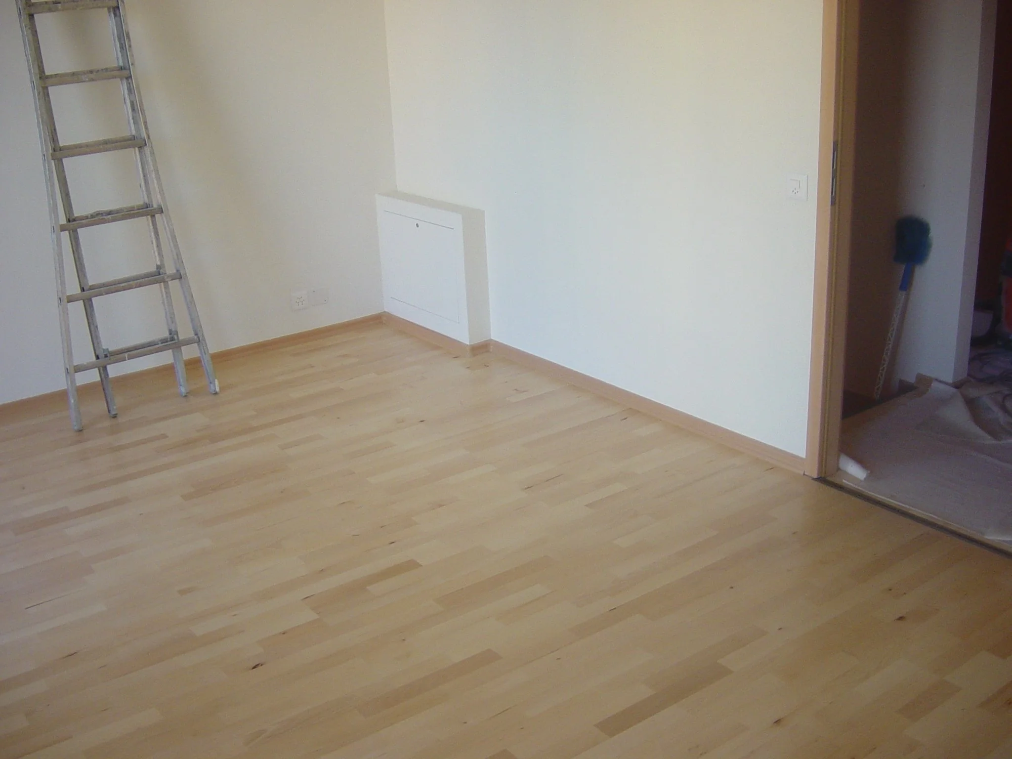 Maison Aire la Ville intérieur 003.jpg