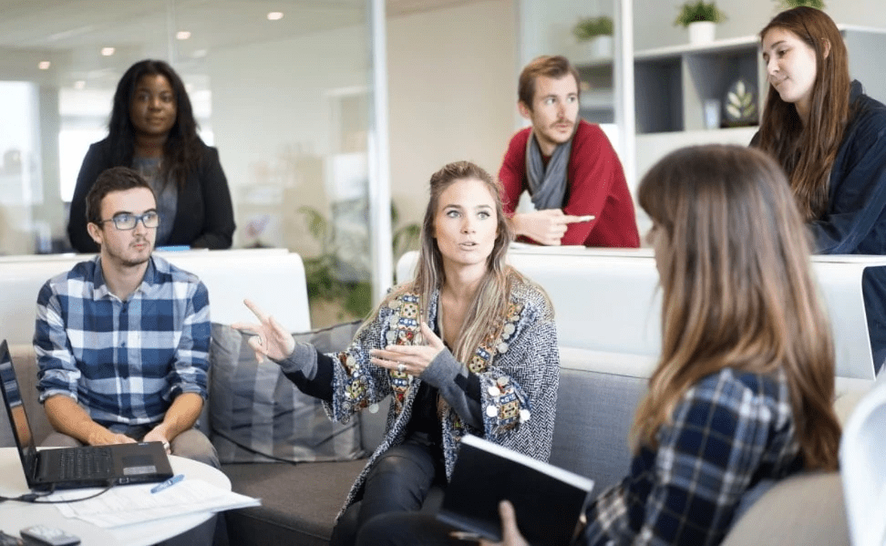 What to Expect from an Interior Designer