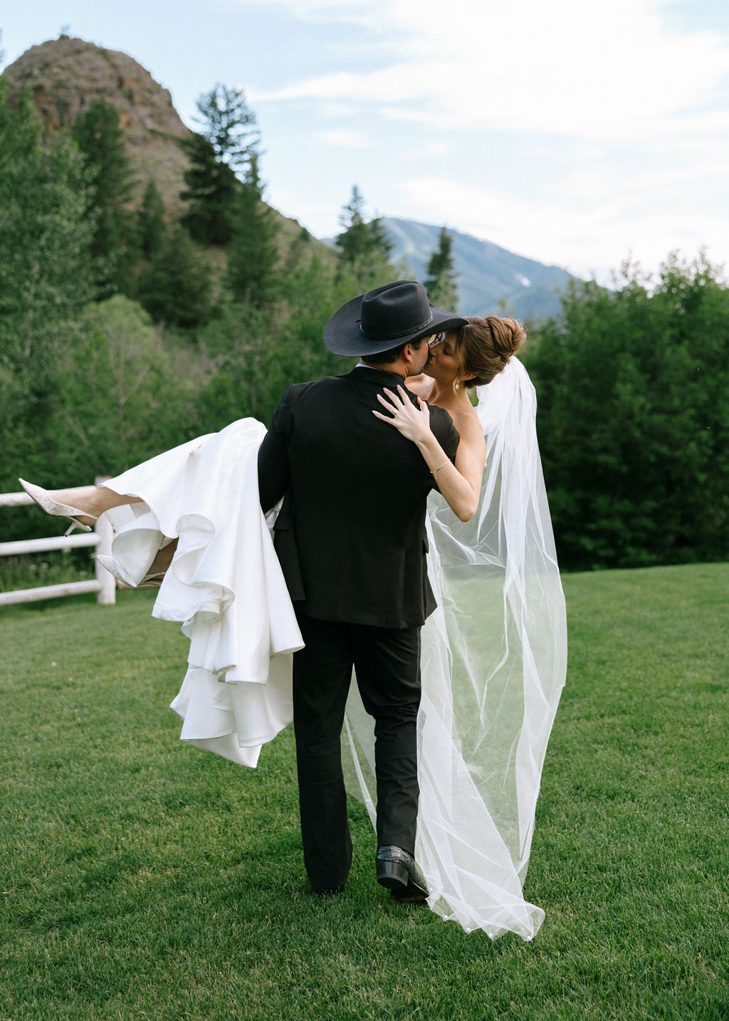 taylor&craigwedding-765.jpg