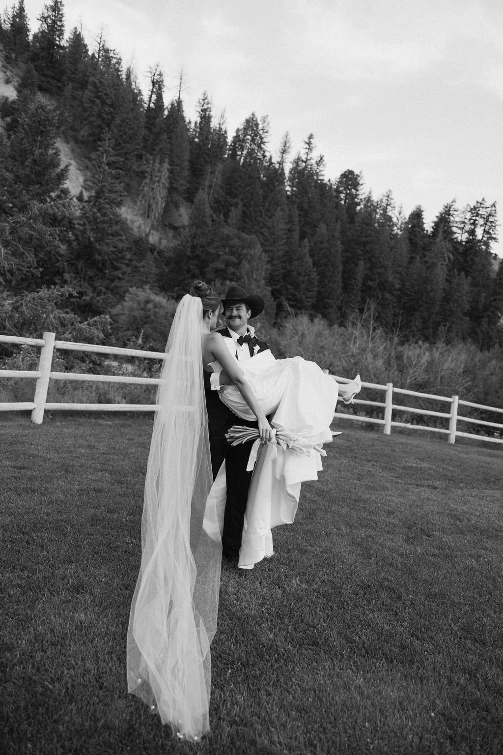 taylor&craigwedding-758.jpg