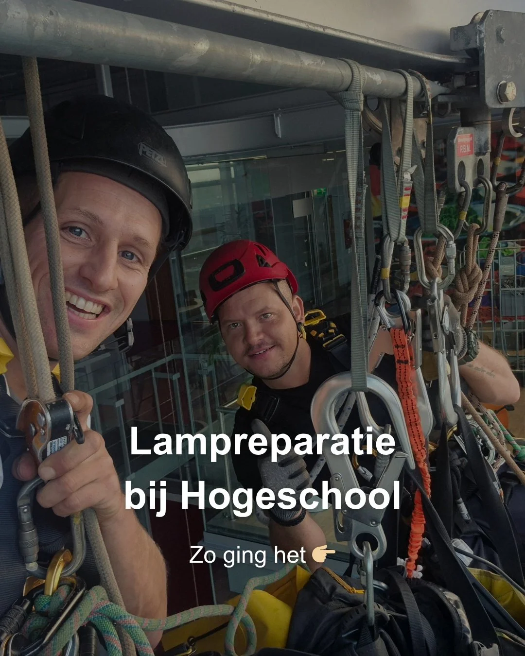 Een sensor repareren klinkt als een kleine klus.

Totdat die zich op hoogte bevindt waar je er niet zomaar bij komt.

Dat was precies de situatie bij een hogeschool, waar traditionele oplossingen simpelweg niet praktisch waren.

Een hoogwerker was ge