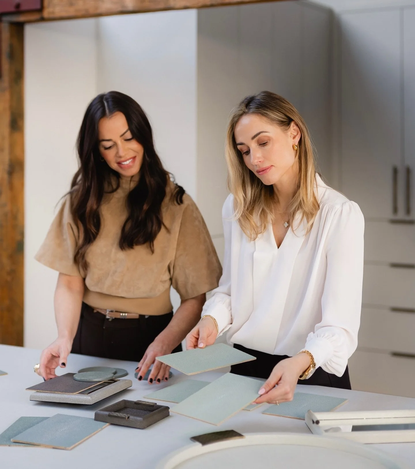 We&rsquo;ve been busy working on some newness with @forwooddesignuk for our Rachel Winham Home store - who is ready for a little spring/summer Shagreen collection refresh? ✨🌿

📸 @hannahlovemore_