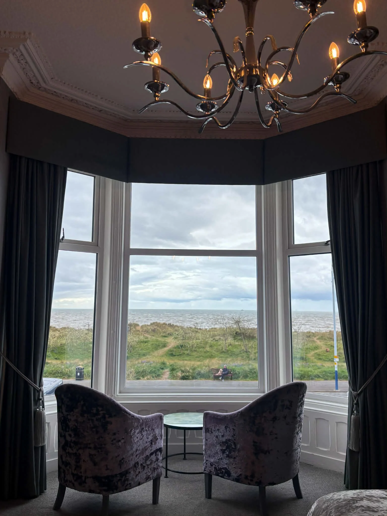 We get asked all the time&hellip; "does the sea come close to the sand dunes?" 🌊

Answer: Absolutely! 

Here&rsquo;s today&rsquo;s view from our Double Superior!