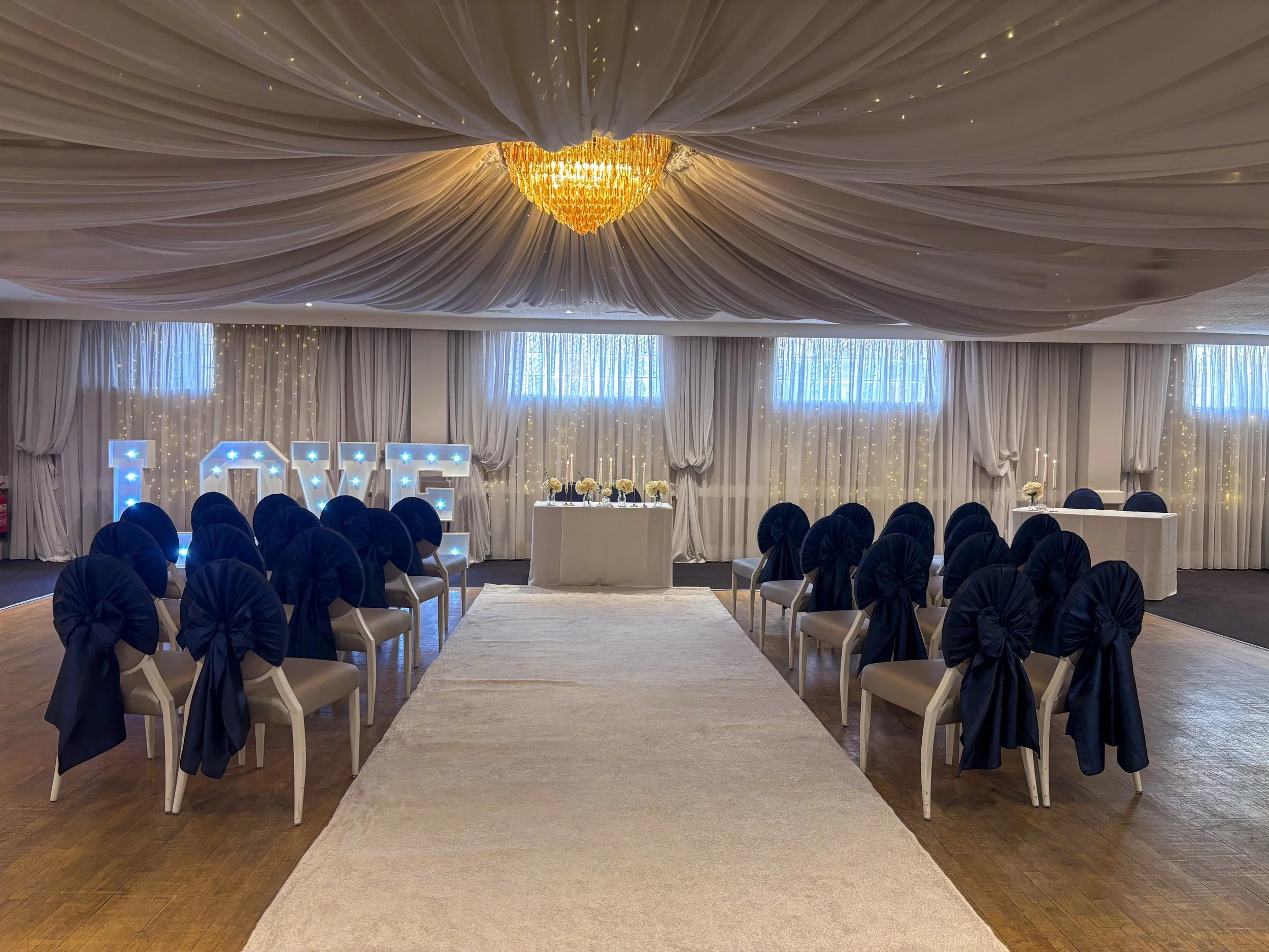 Congratulations to Mr and Mrs Thorne who married with us yesterday in our Georgian Suite ❤️