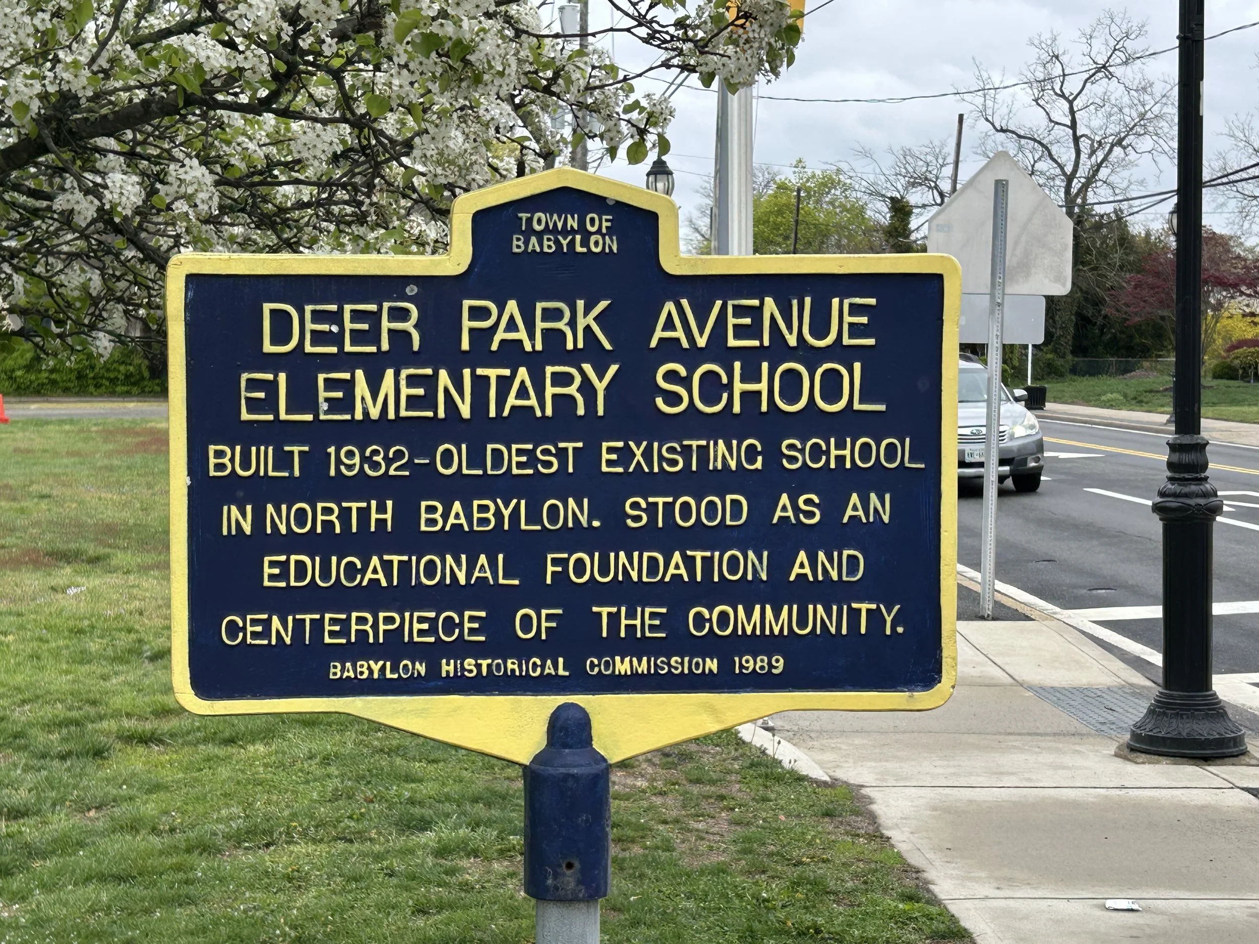 Deer Park Eve School