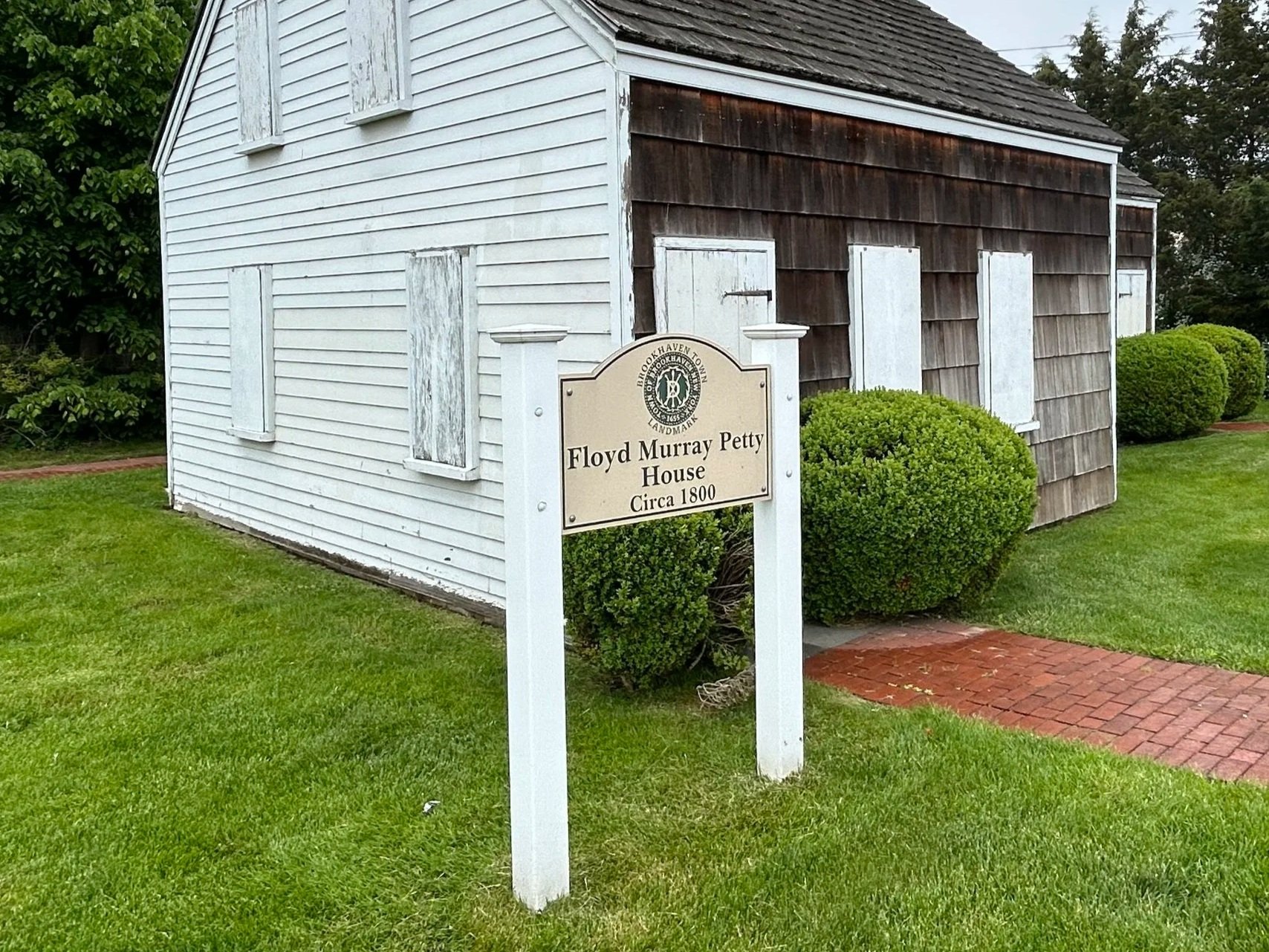 Floyd Murray Petty House