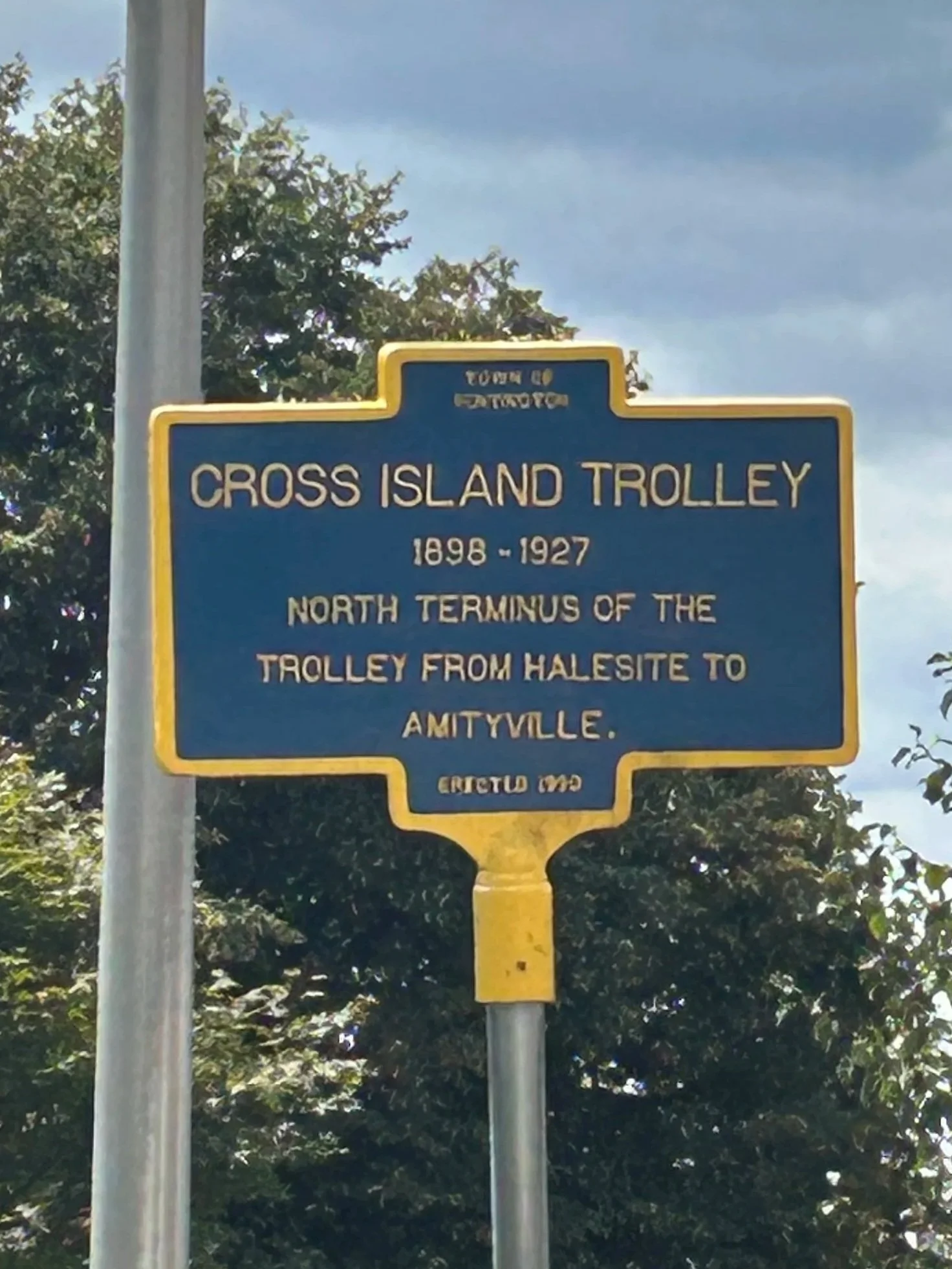 Cross Island Trolley