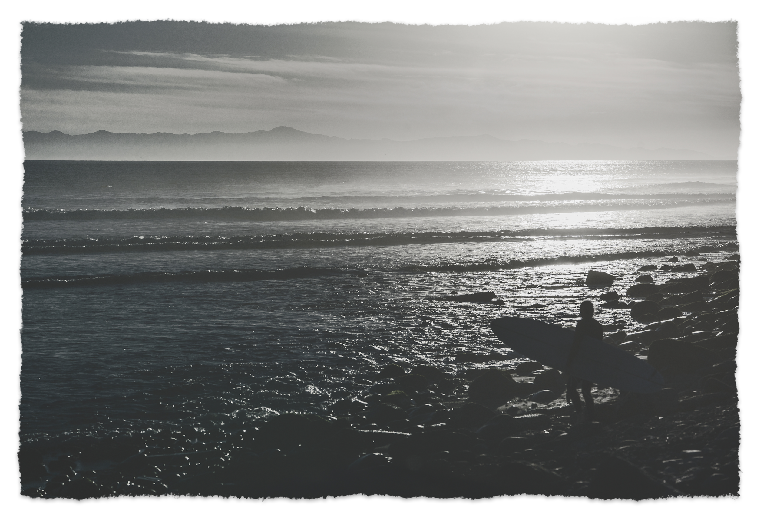 rag-silver-tide-black-white-surfer-art.png