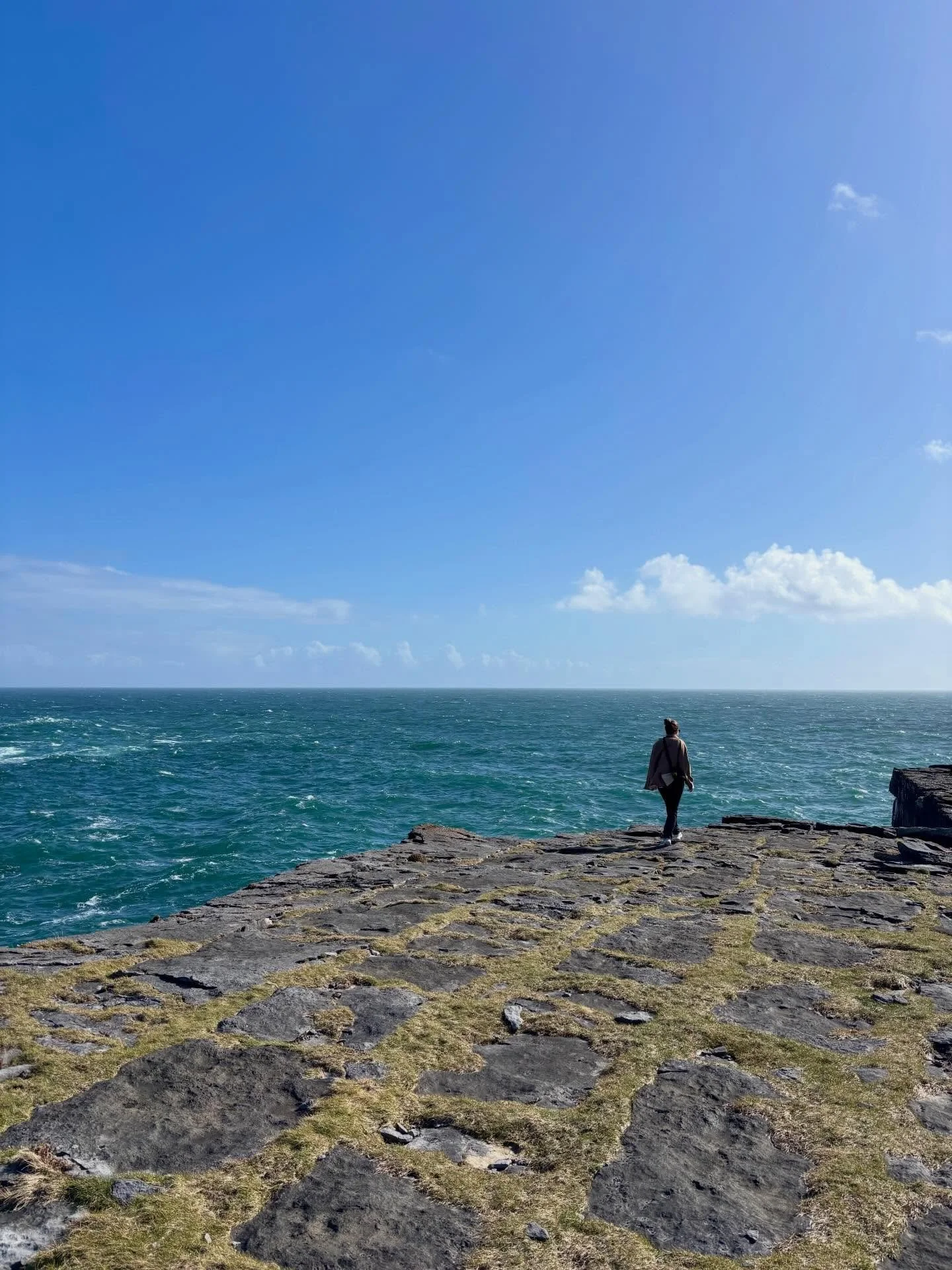starting full-time solo travel felt a little like jumping off a cliff so spending my first month on an island full of them seemed pretty poetic 🇮🇪 inis m&oacute;r was the perfect place to give myself a much-needed break and gain some perspective on