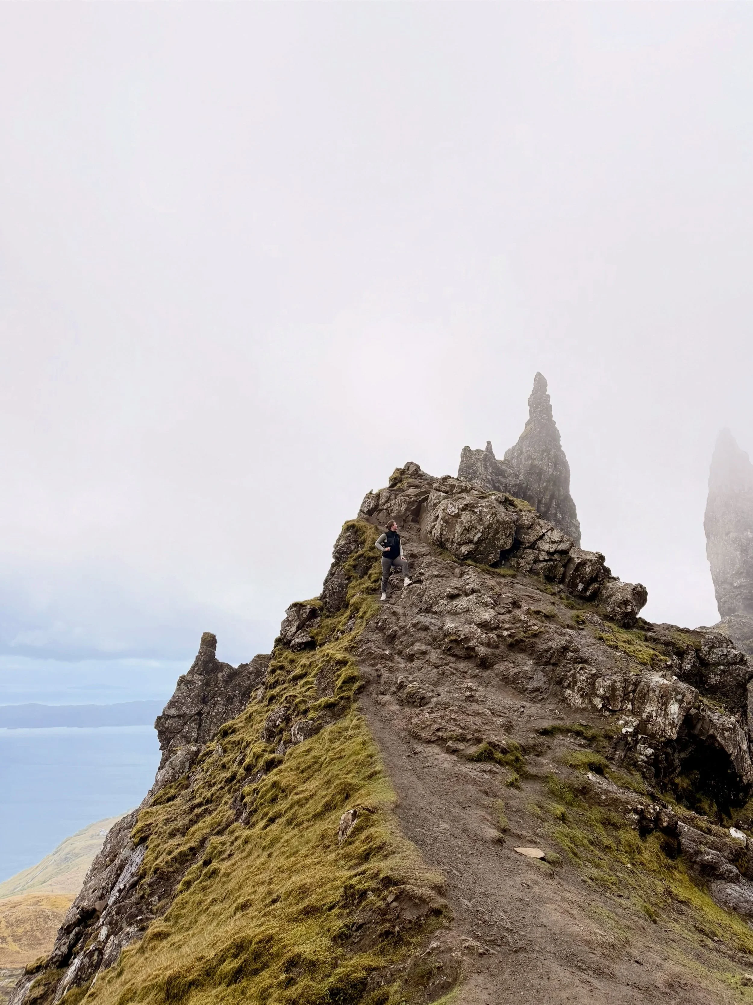 leaving the Isle of Skye with eternal beauty + intelligence (and some amazing memories!) thanks to @macbackpackers