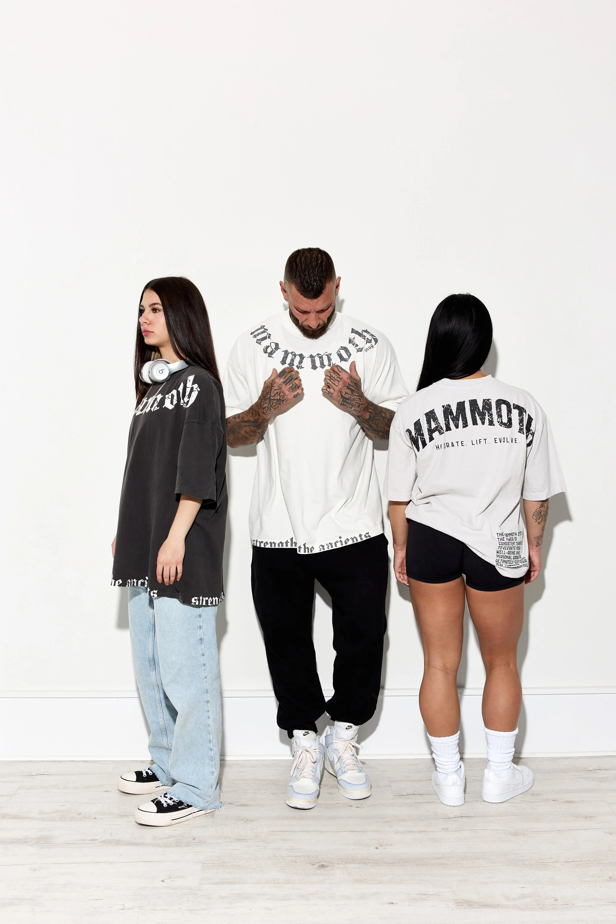 MammothApparel-SandraMonacoPhoto9.jpg