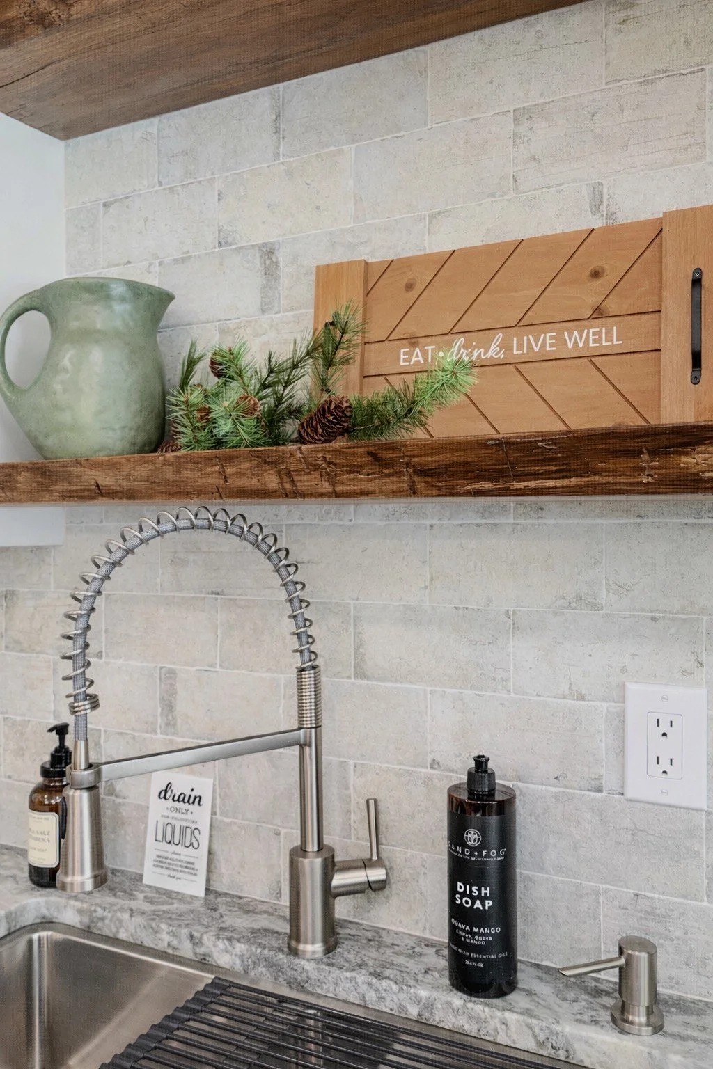 Cottage Interior 7.jpg