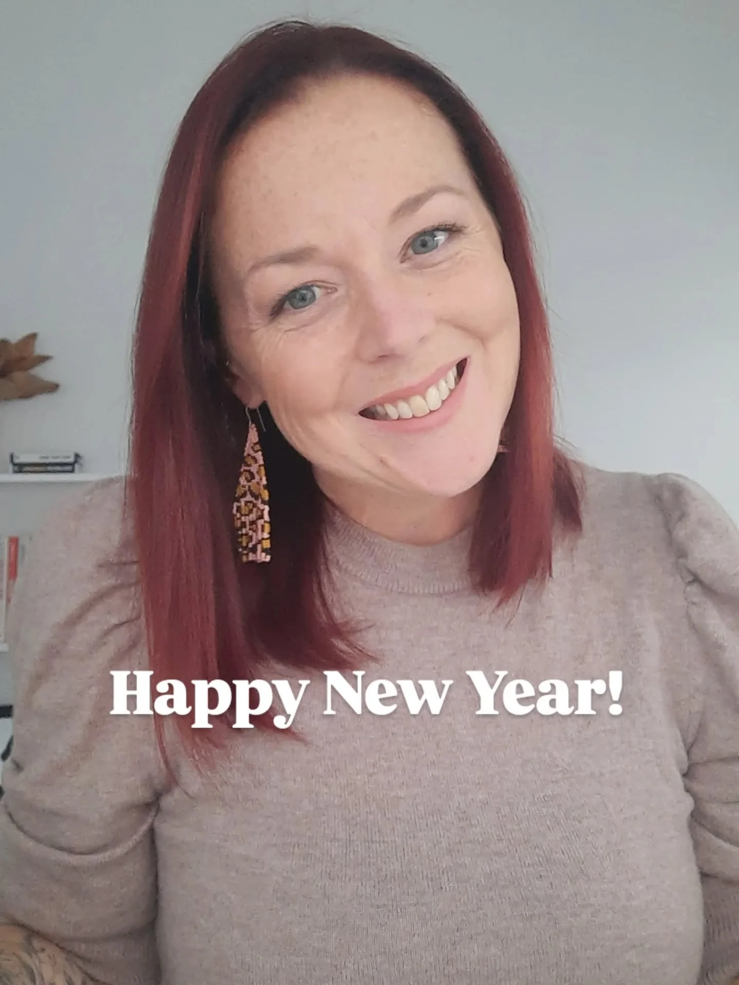 Rolling stylishly late into getting back onto socials after the festive season! 

But surely that's most small biz owners in January, right? 

Getting kids back to school, straightening out the house, hoovering a million pine tree needles, getting in