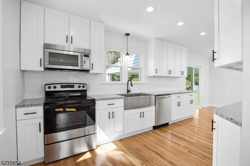 kitchen hill.jpg