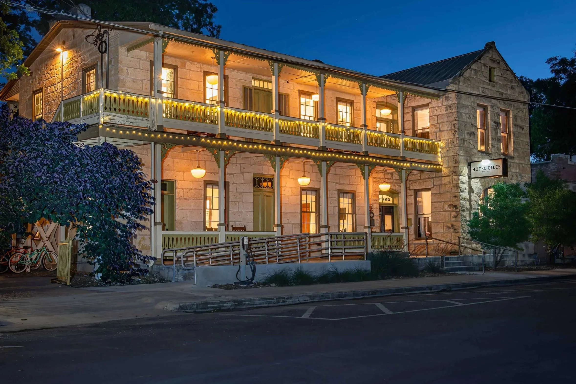 hotels in comfort texas