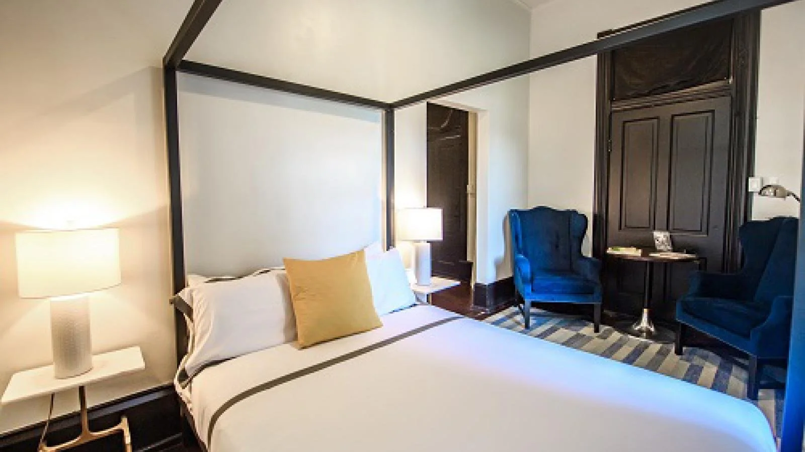 Hotel-Faust-Room-5-Photo-2-7.2019.jpg