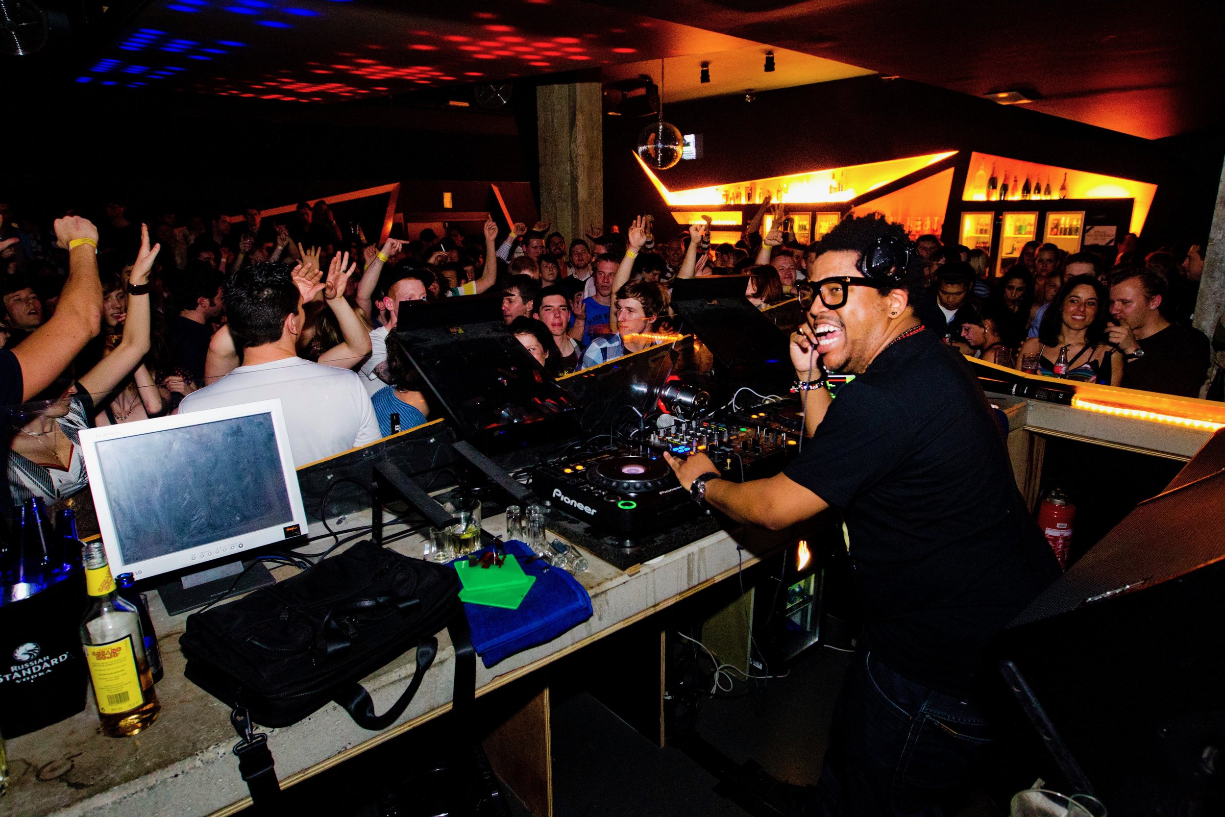 01-04-2011 Felix Da Housecat @ krush47.jpeg