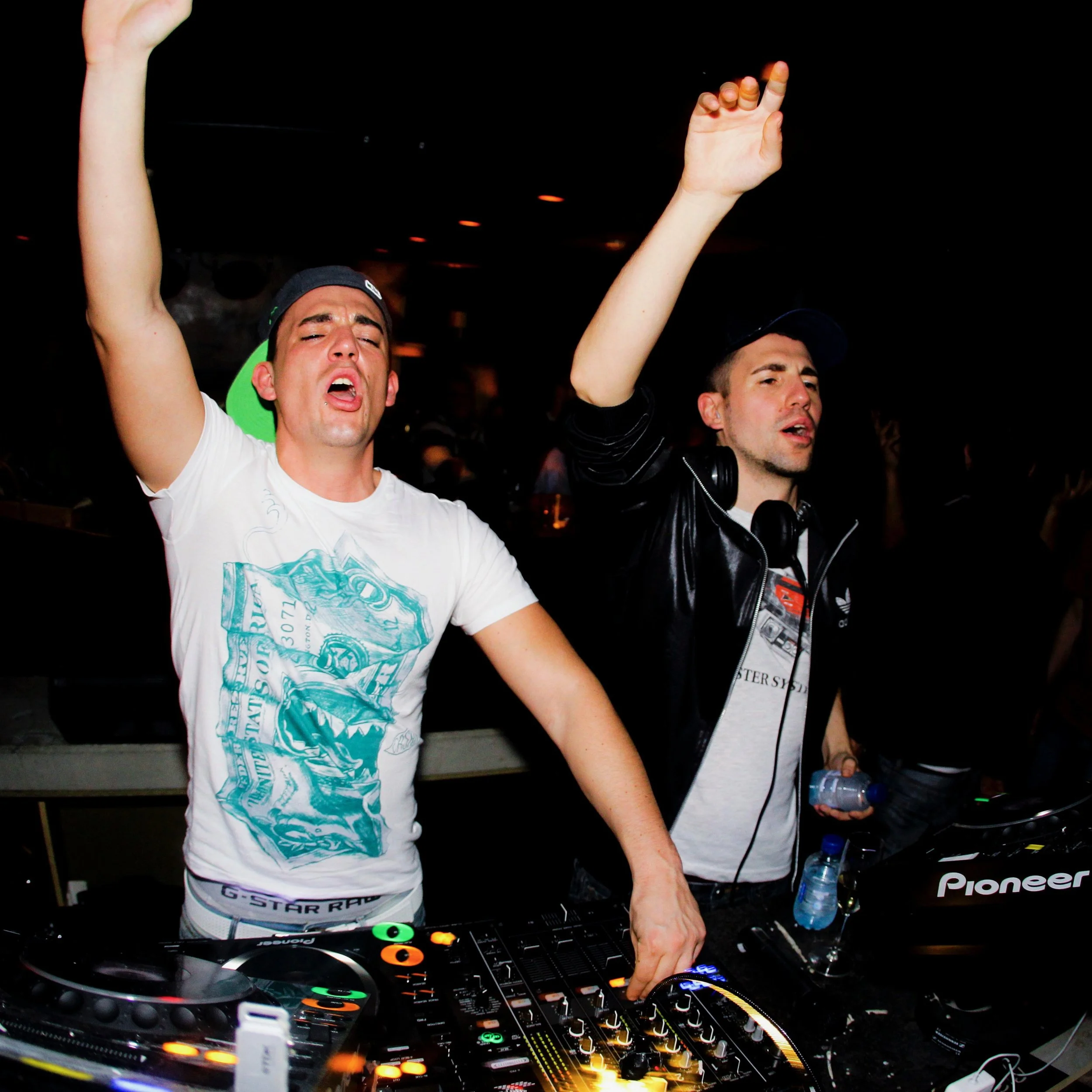 2012-02-18 dimitri vegas & like mike097.jpeg