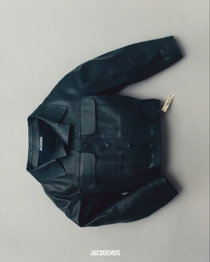 ✦ Les 5 marques à connaître quand on aime les vêtements simples sobre et bien coupés