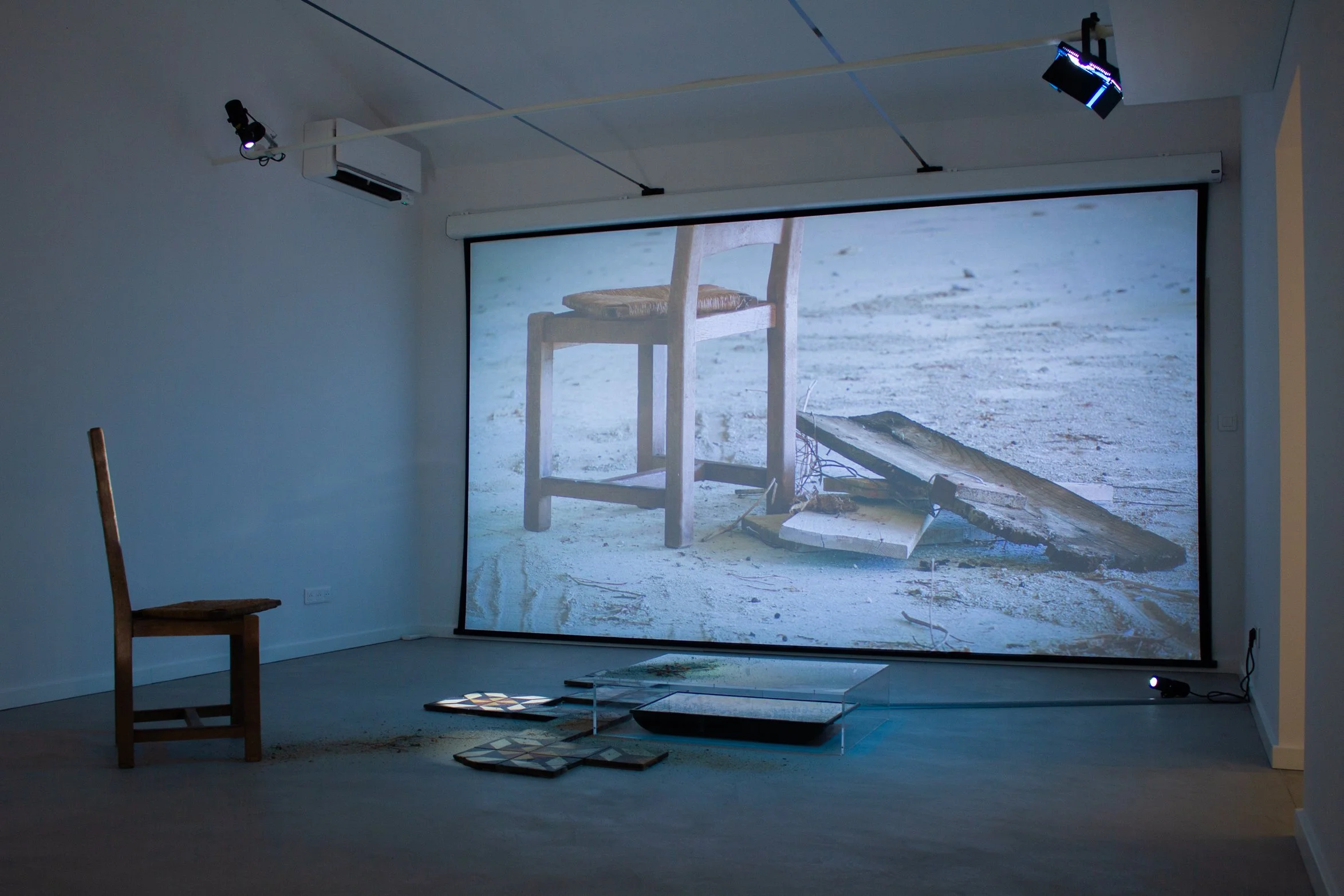 Vue d'installation - Valérie Giovanni, "La Maison Perdue", 2025