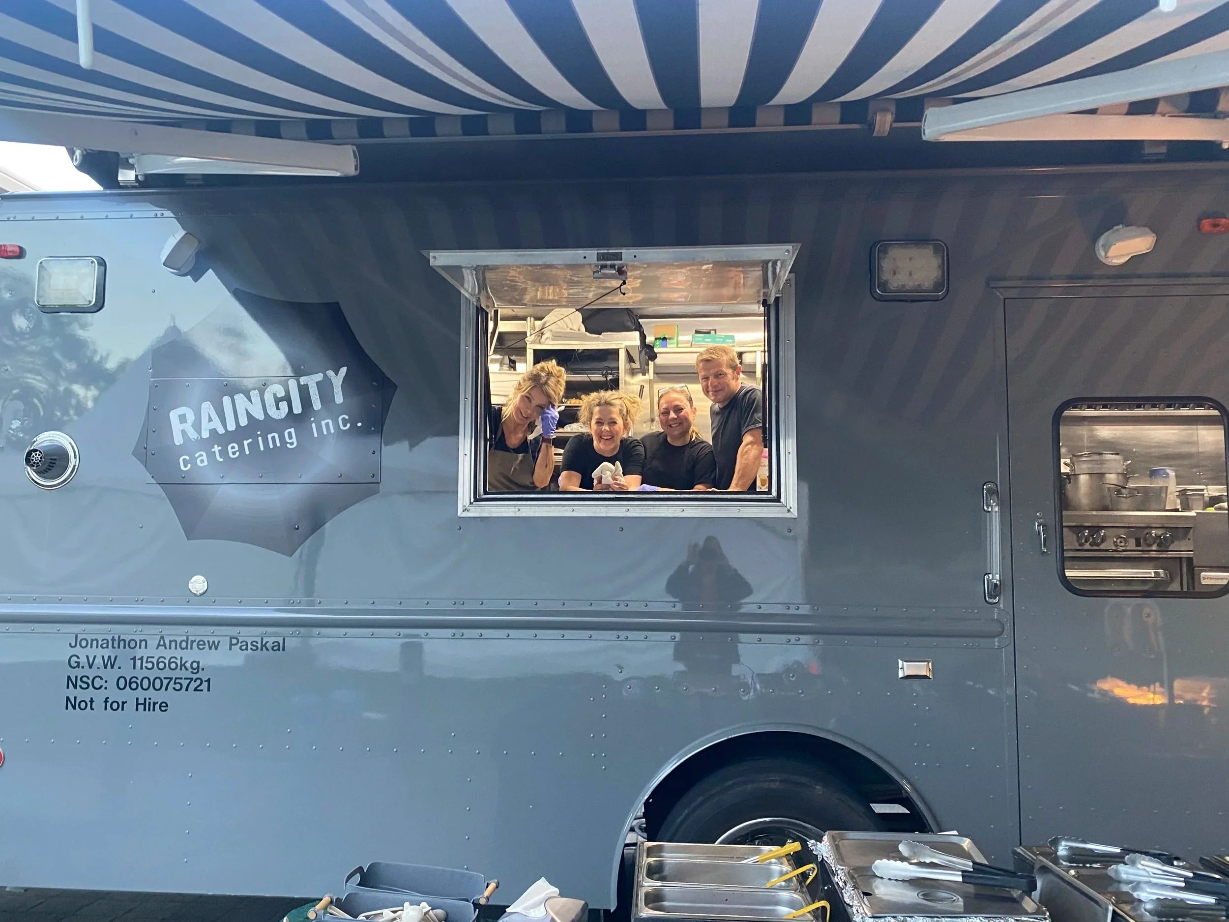 truck1.jpg