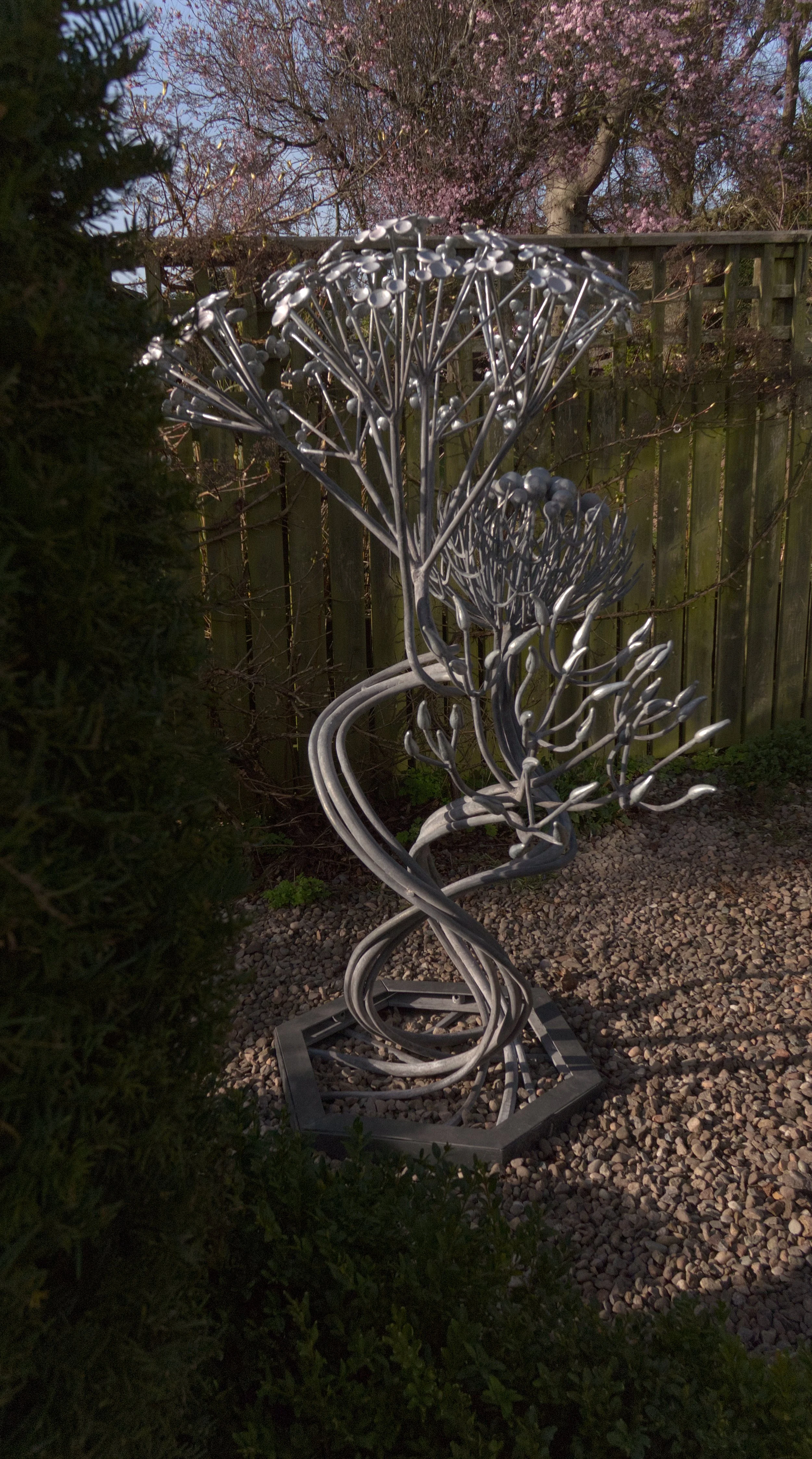 WS Sculpture Side on.jpg