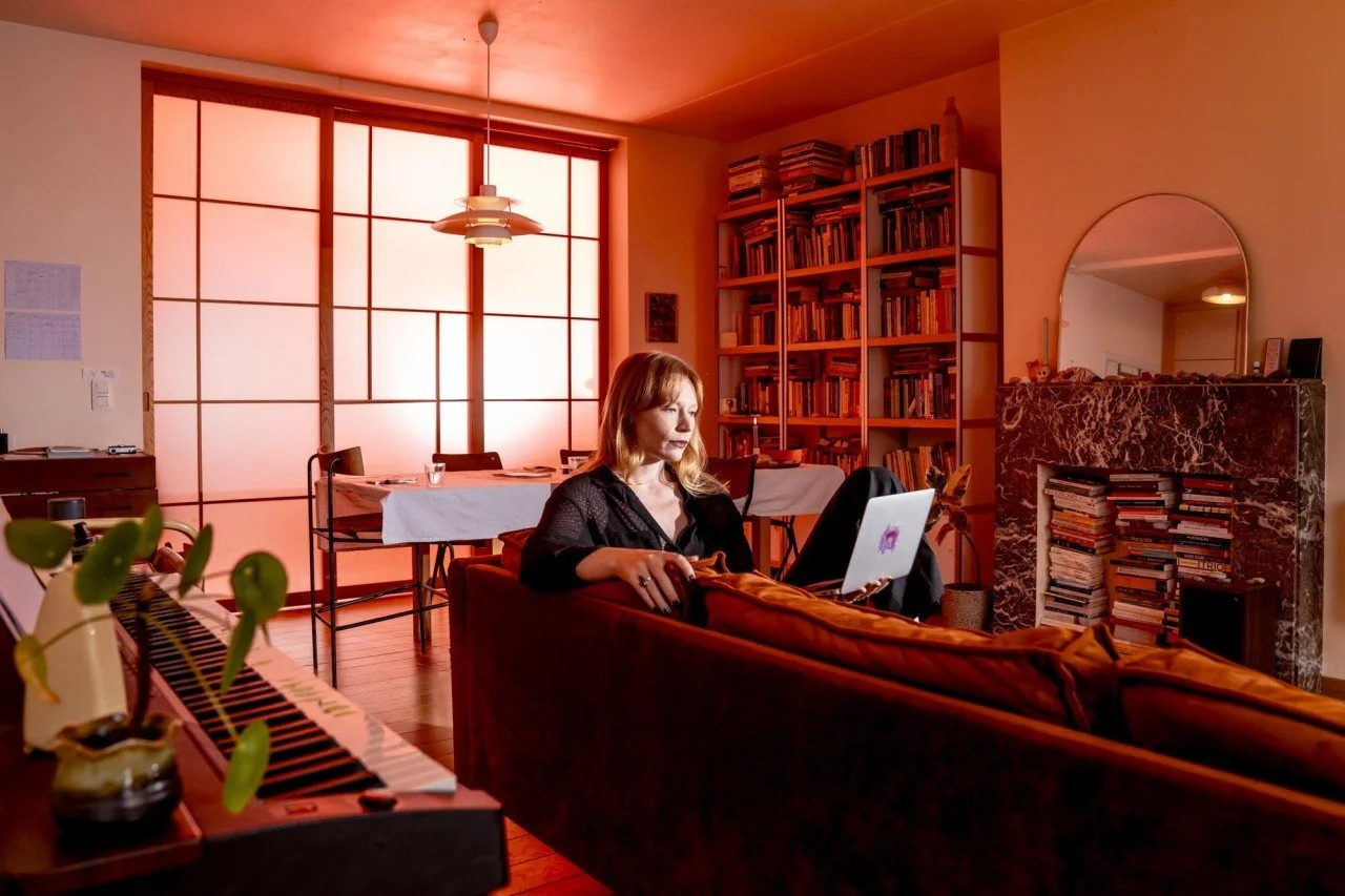      

 
   Portret van Stefaan Temmerman bij een interview in  De Morgen.   
 




















  
  



     