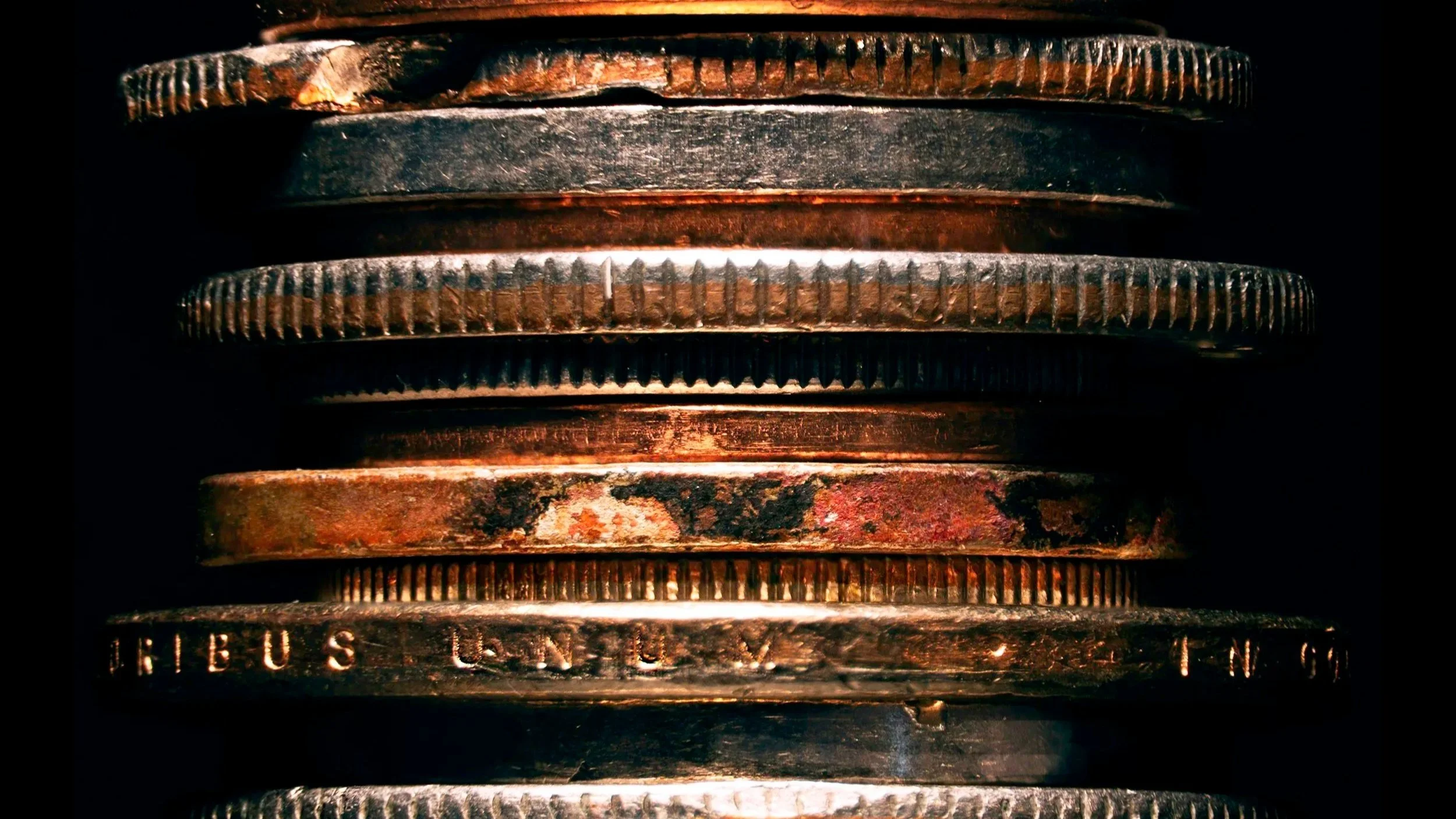 Scholarship Stacking: How to Reach "Full Ride" Status in Canada