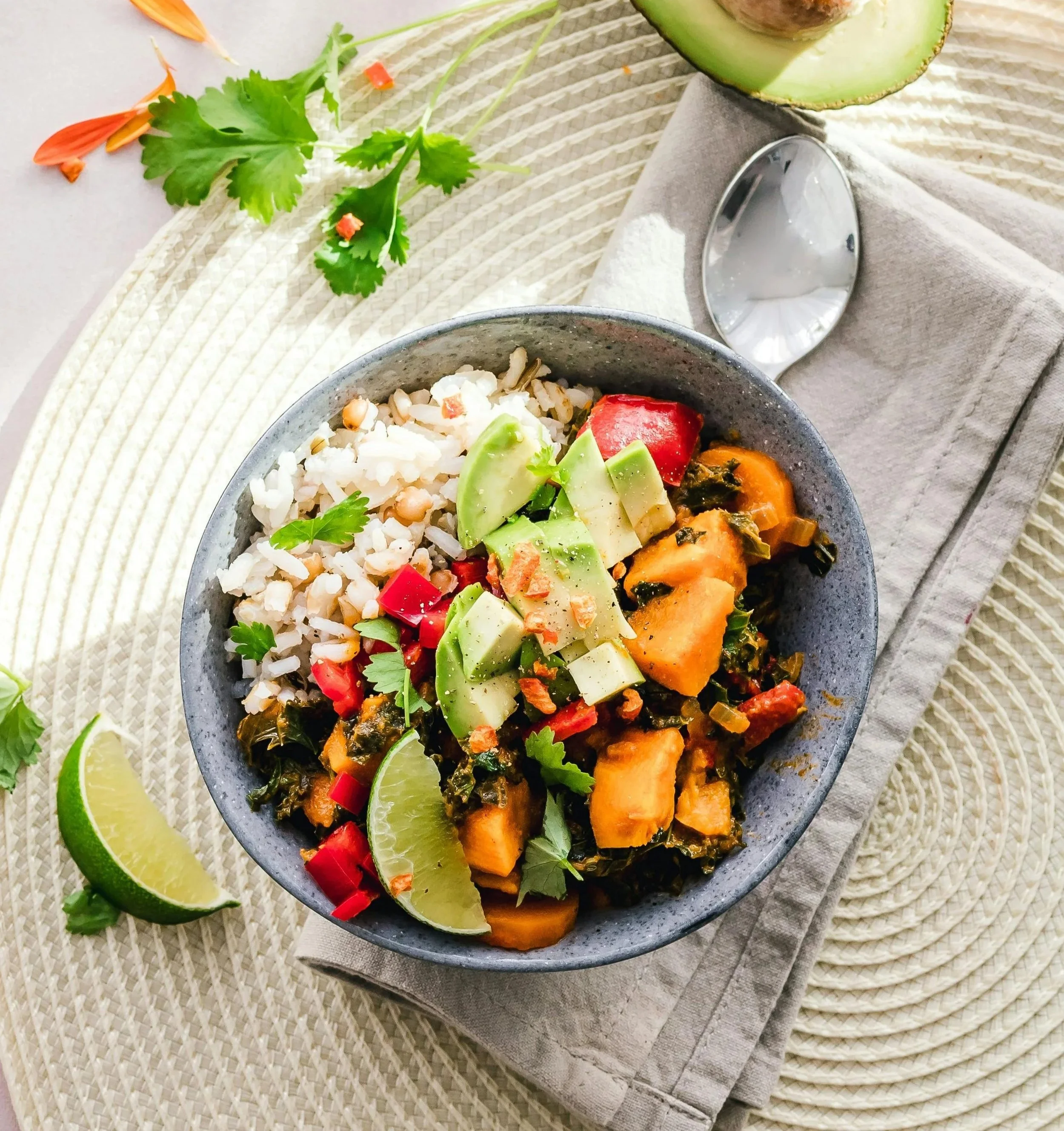 HORMONBALANCE AUF DEM TELLER - Zyklus und Hormone mit der richtigen Ernährung unterstützen - WORKSHOP