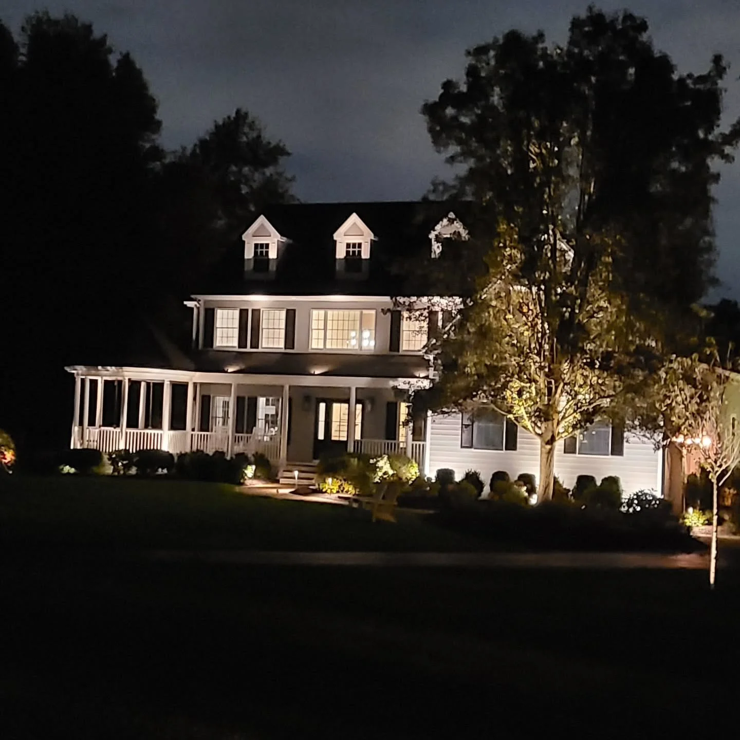 Low Voltage Landscape lighting is a cost effective method to add interest by creating an atmosphere,  highlighting details and adding safety to your home. 

How can we enhance your landscape or home? 

info@delislandscaping.com 
609-737-8200

#lowvol
